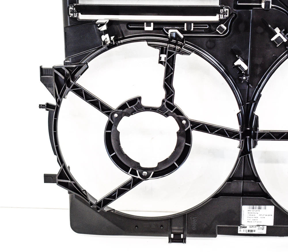 NEW AUDI A4 B 2.0 TDI 130KW ENGINE RADIATOR FAN BRACKET 8K0121207A ORIGINAL