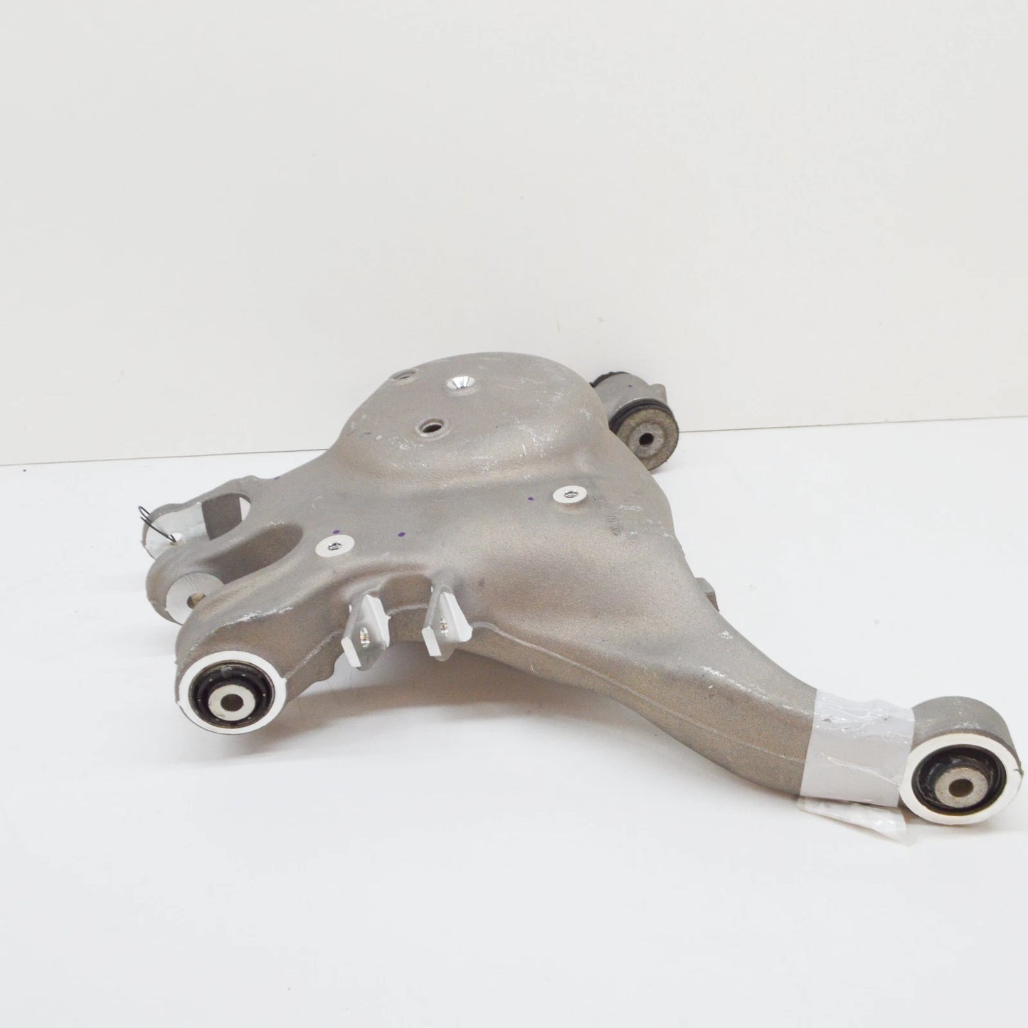 NEW AUDI A6 C6 REAR RIGHT WISHBONE ARM 4F0505312L