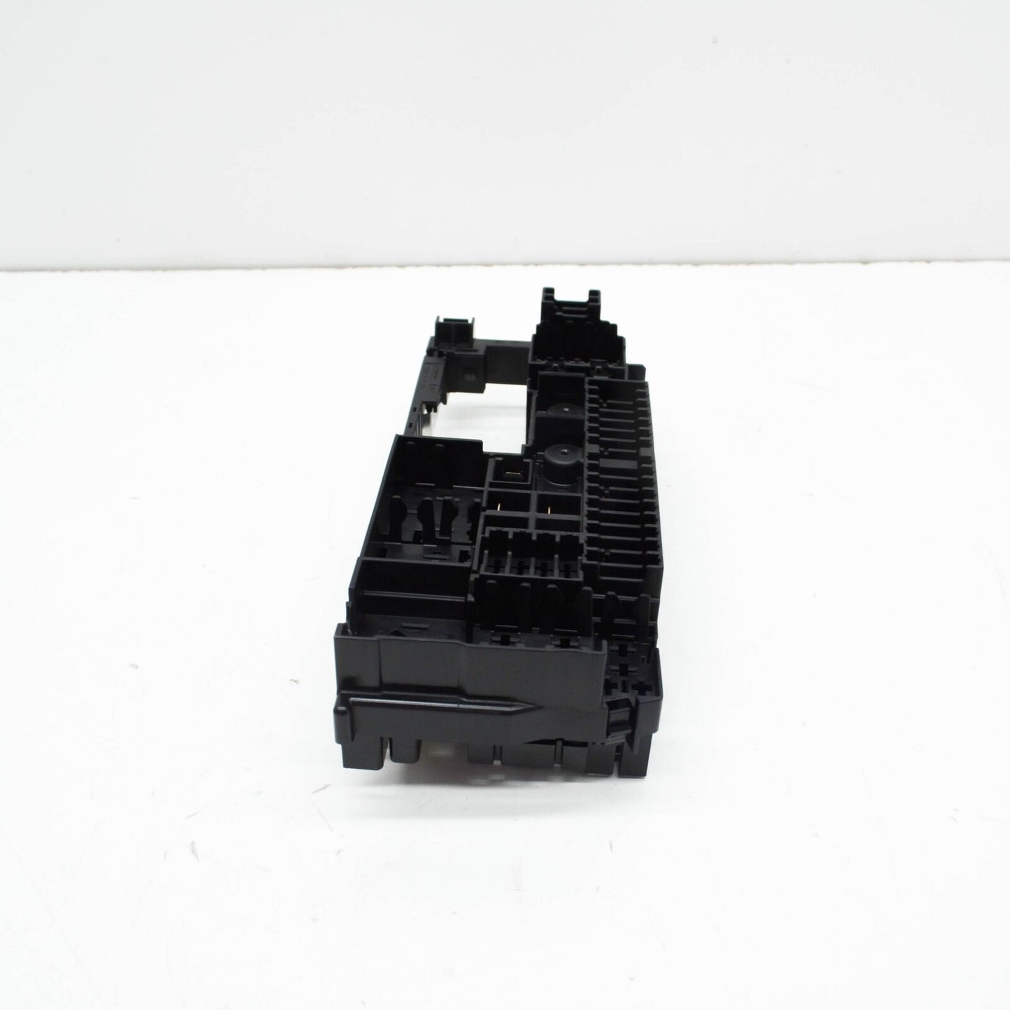 NEW VOLKSWAGEN POLO AW FUSE RELAY BOX 2Q0941828E ORIGINAL