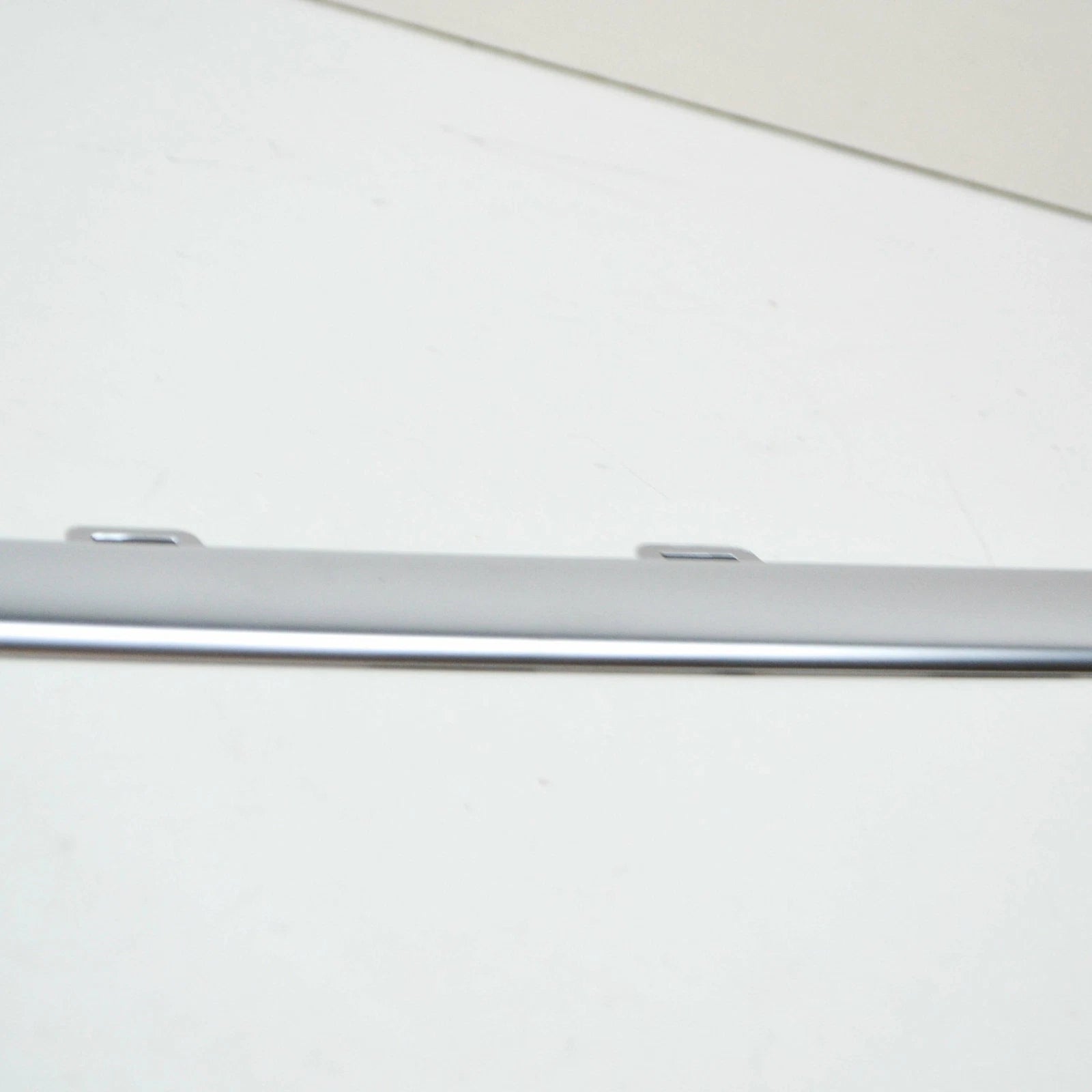 NEW VW GOLF MK7 5G FRONT BUMPER CENTER LOWER MOLDING TRIM 5G08537653Q7