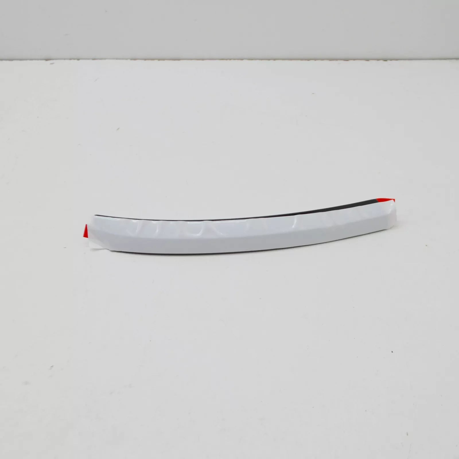 NEW AUDI A6 C8 AVANT REAR LEFT TAILLIŪGHT BEZEL TRIM 4K5853955T94