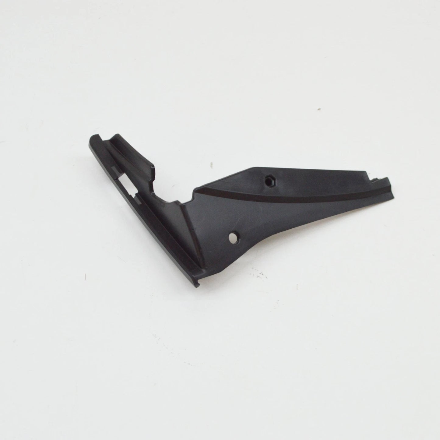 NEW VOLKSWAGEN GOLF MK7 REAR DIFFUSER MOUNTING BRACKET - LEFT 5G6807349