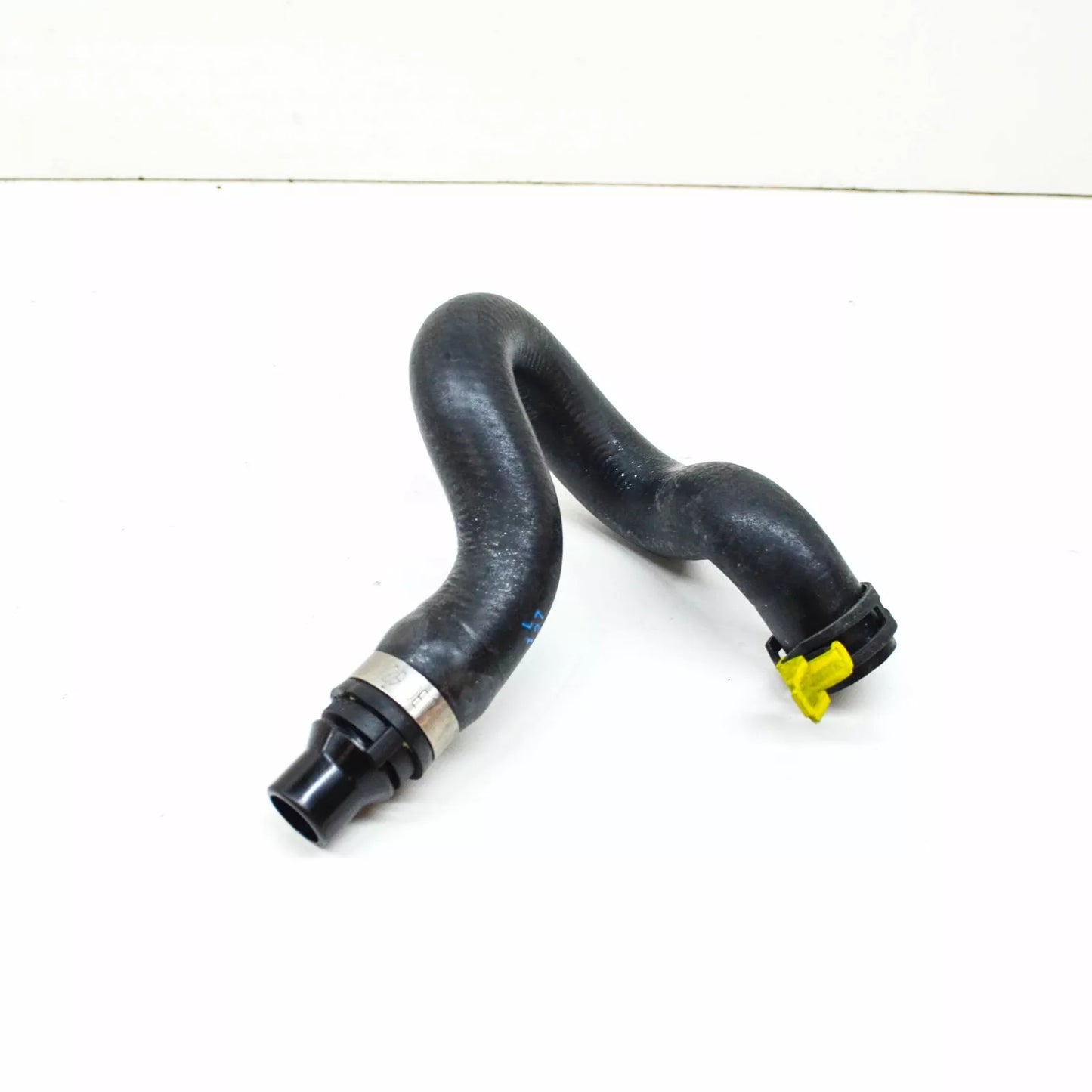 NEW MERCEDES-BENZ S COUPE C216 ENGINE COOLANT HOSE PIPE A2218304996 ORIGINAL
