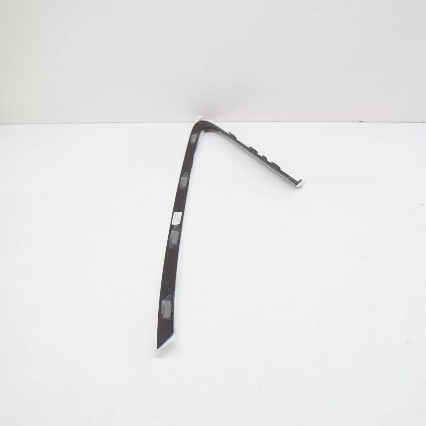 NEW AUDI A3 8V REAR RIGHT QUARTER WINDOW TRIM 8V5853346CT94