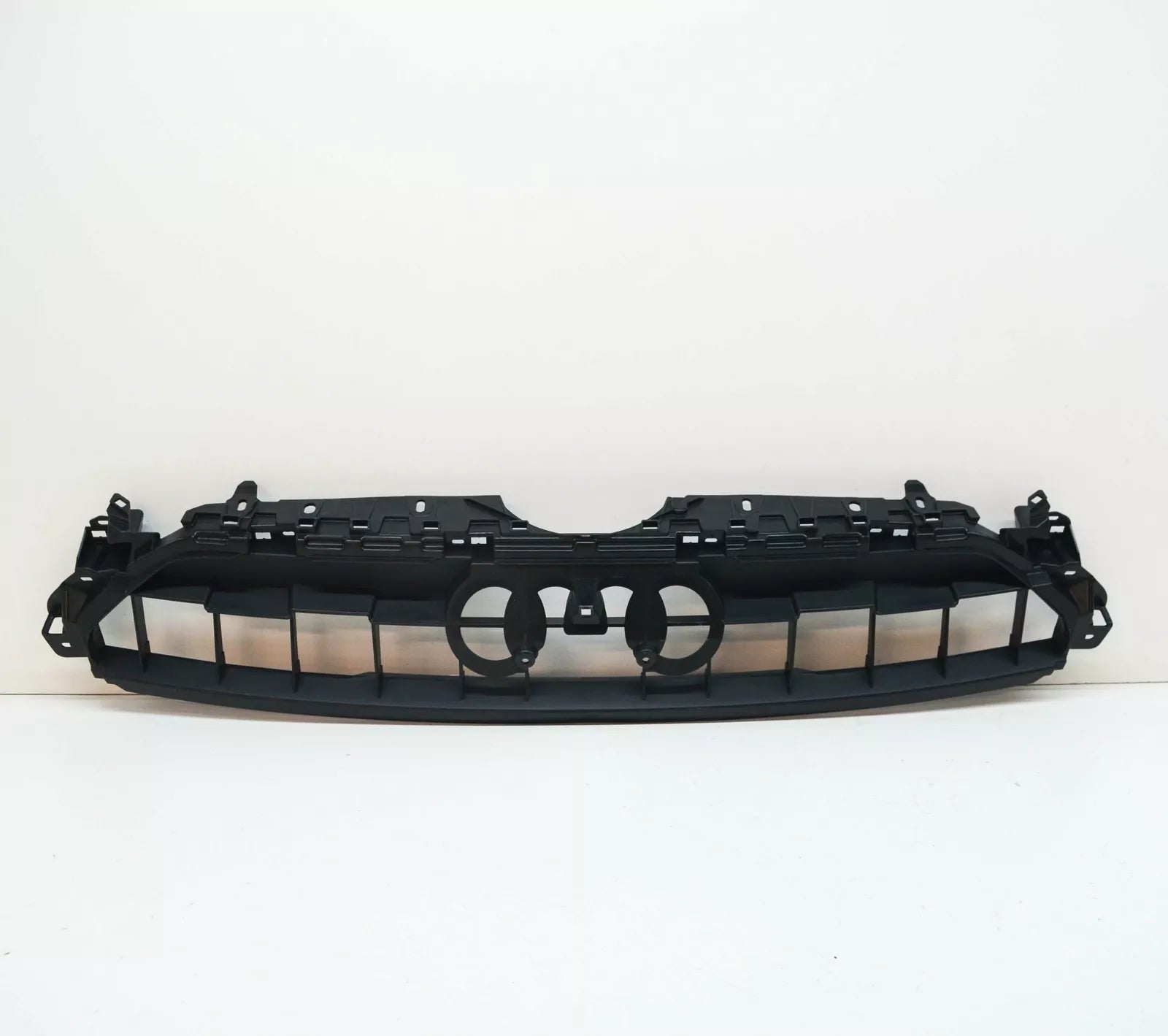 NEW AUDI A5 CABRIO 8W6 FRONT BUMPER RADIATOR GRILLE 8W6807233C