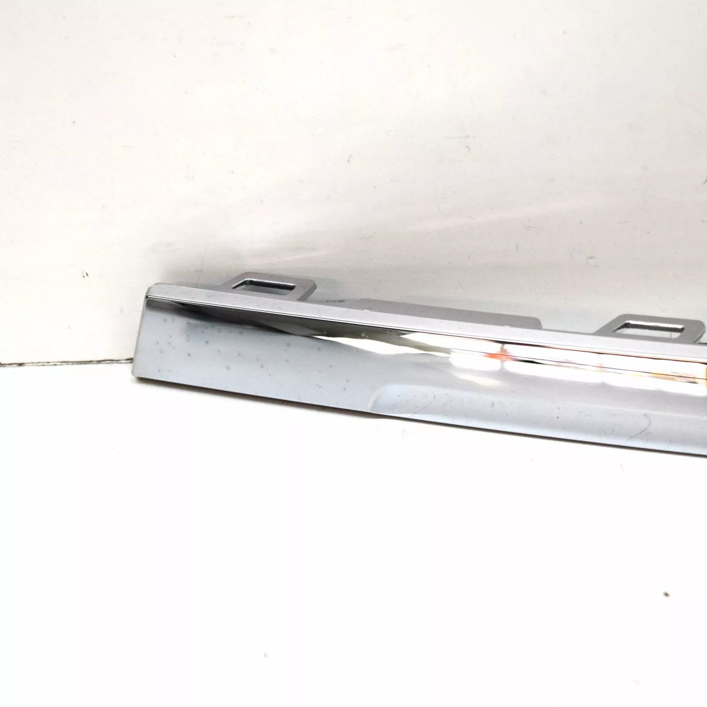 NEW VW TIGUAN MK2 AD REAR RIGHT BUMPER OUTER CHROME MOLDING 5NN8538422ZZ