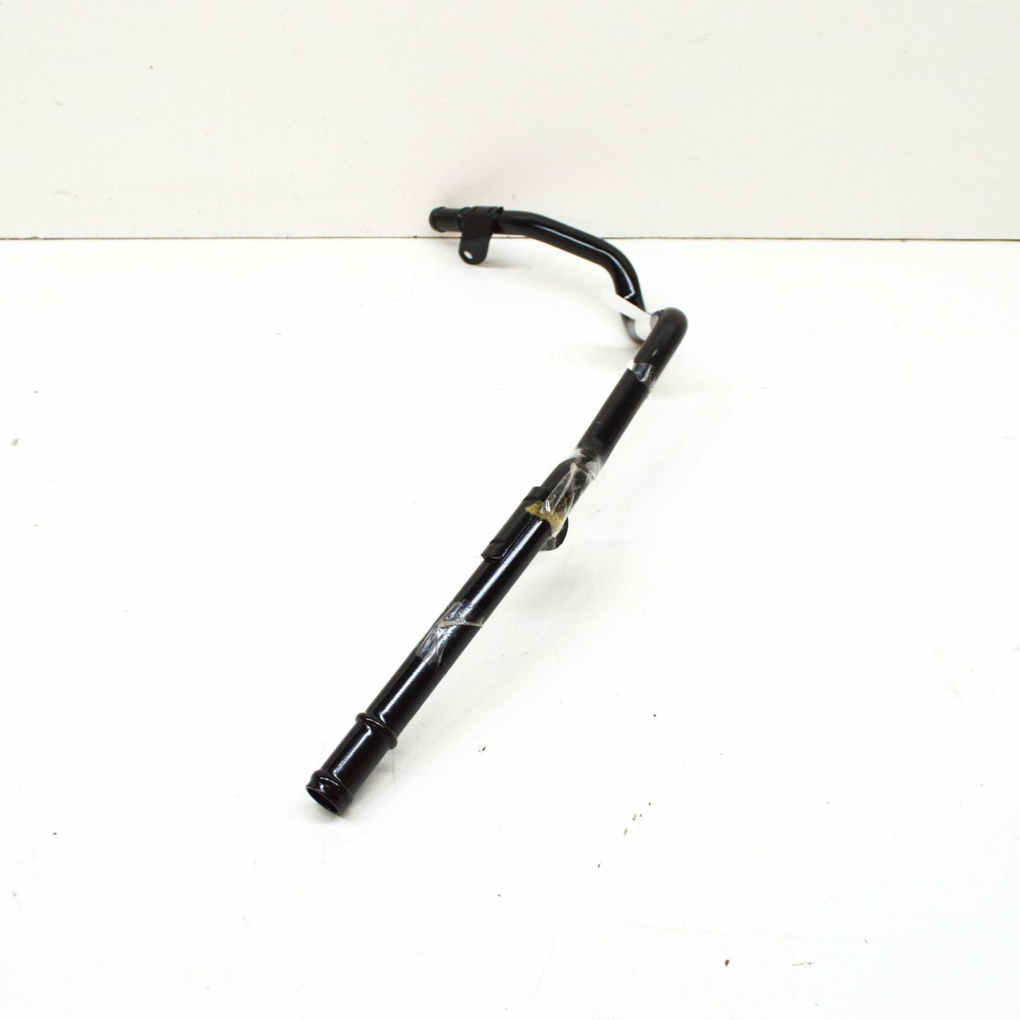 NEW AUDI A4 B8 WATER COOLANT PIPE TUBE 06L121075B ORIGINAL