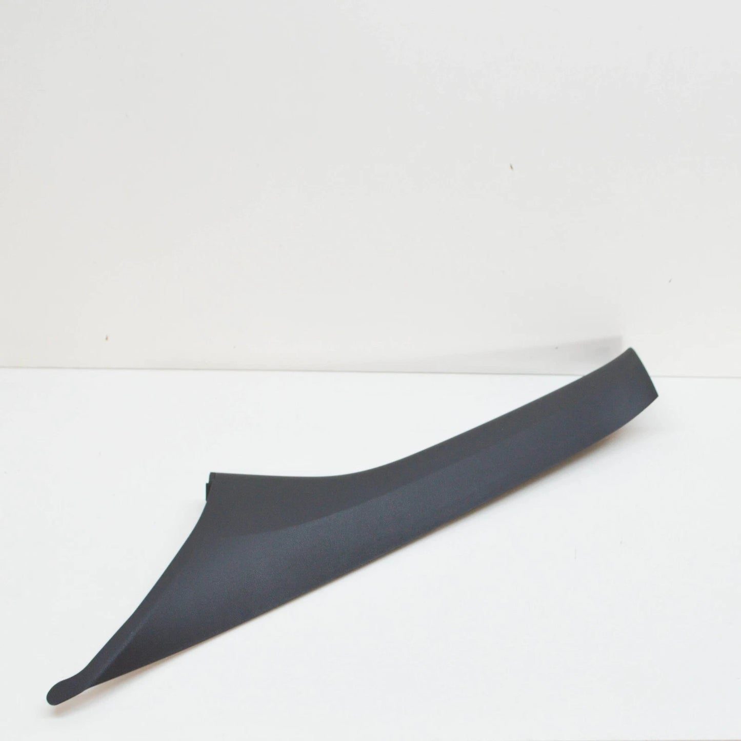 NEW MB SPRINTER W907 LEFT A-PILLAR UPPER TRIM A90769010009051 ORIGINAL