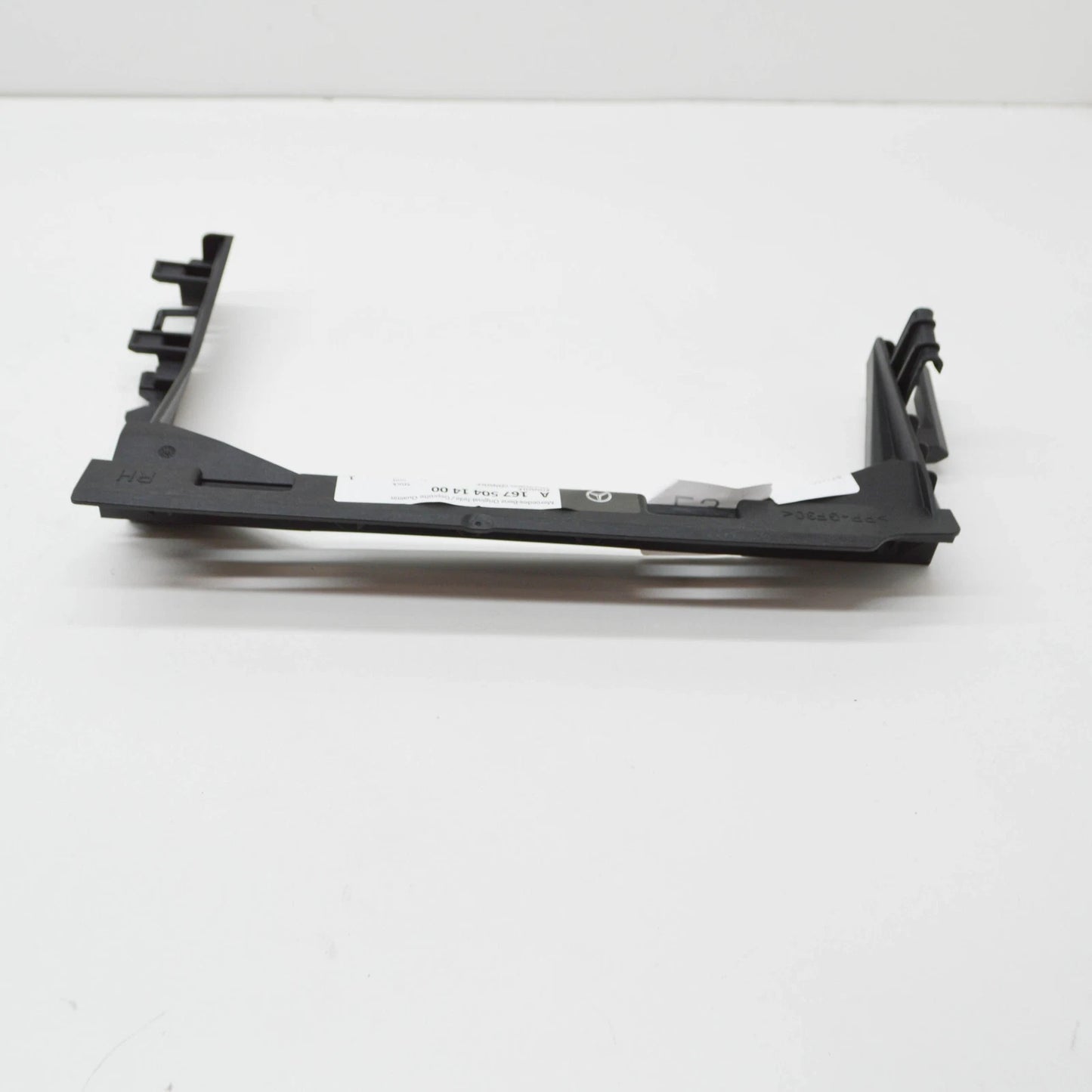 NEW MERCEDES-BENZ GLE W167 RIGHT SIDE RADIATOR BRACKET MOUNT A1675041400