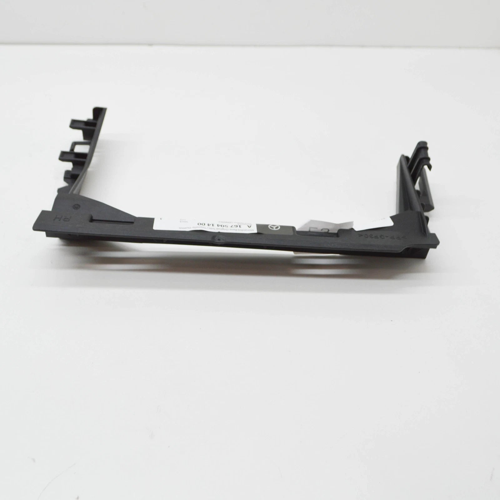NEW MERCEDES-BENZ GLE W167 RIGHT SIDE RADIATOR BRACKET MOUNT A1675041400