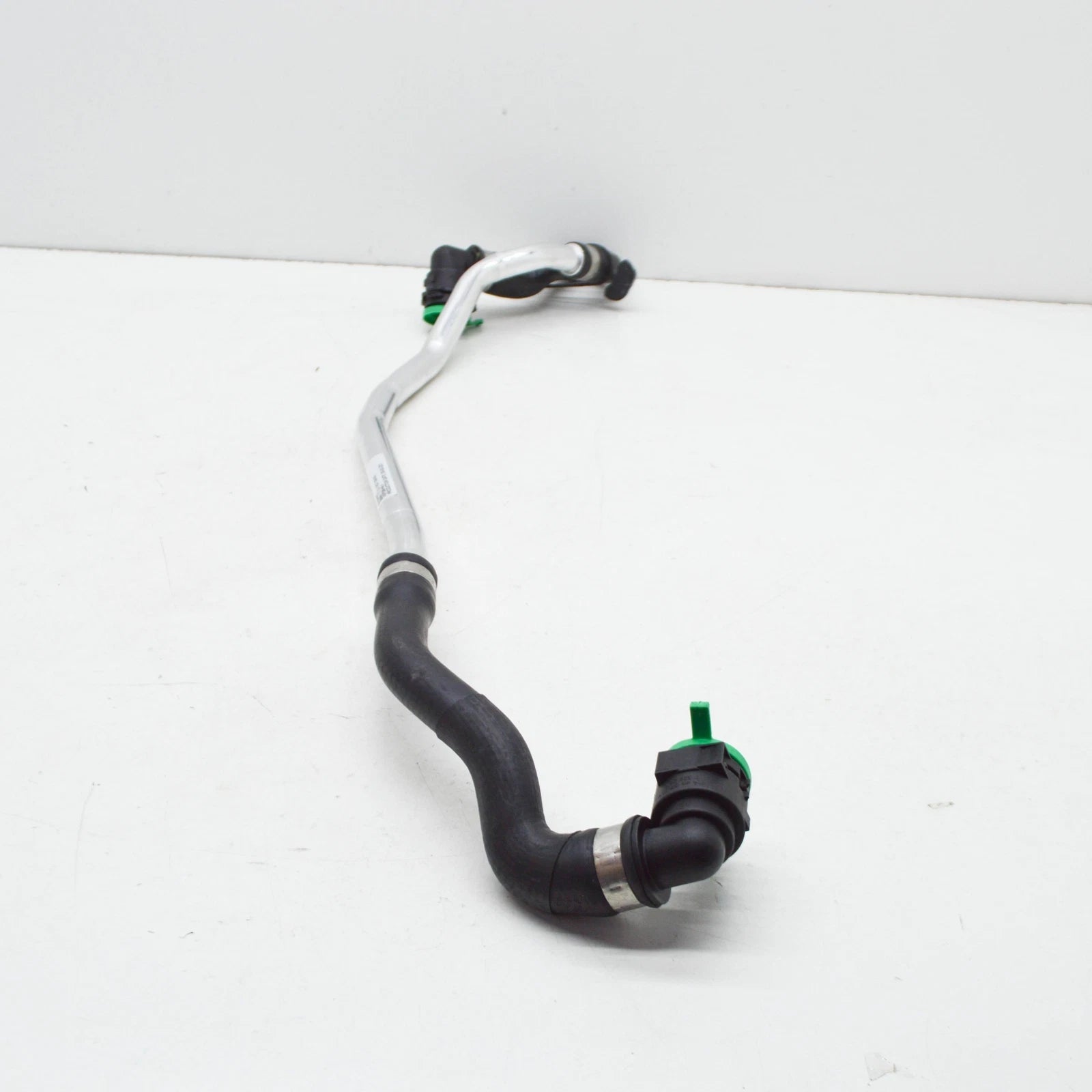 NEW BMW 3 F30 RADIATOR COOLANT HOSE 17127627106 7627106 ORIGINAL
