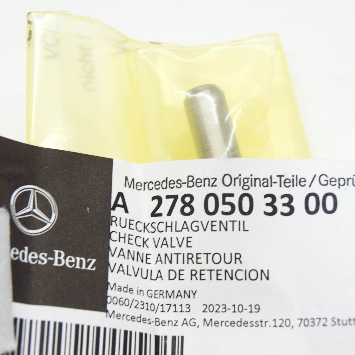 NEW MERCEDES-BENZ M W166 CYLINDER HEAD OIL CHECK VALVE A2780503300 ORIGINAL
