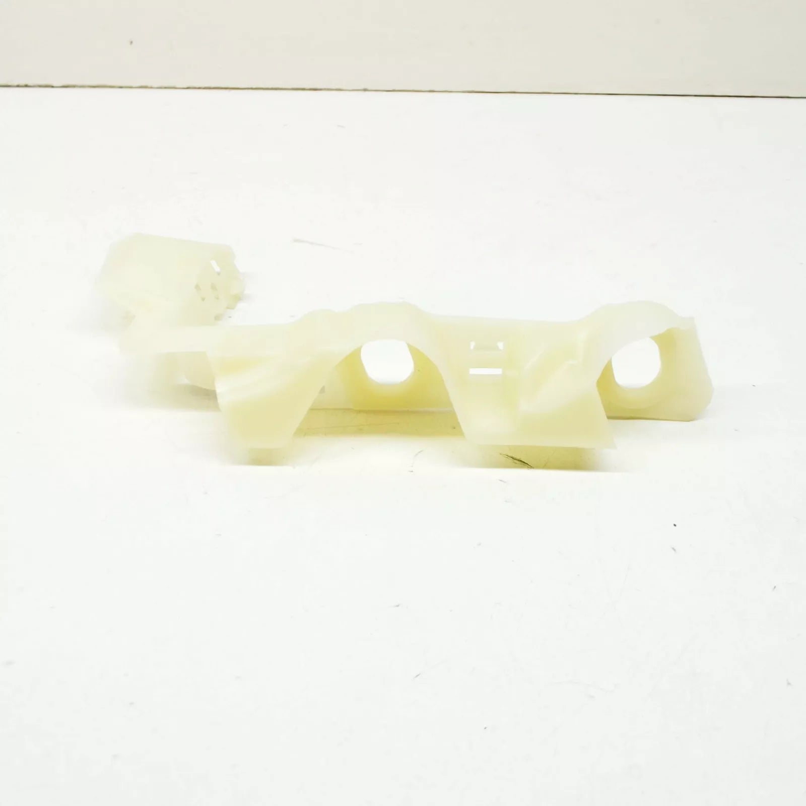 NEW AUDI A4 B9 FRONT RIGHT BUMPER COVER SUPPORT RAIL 8W0807284