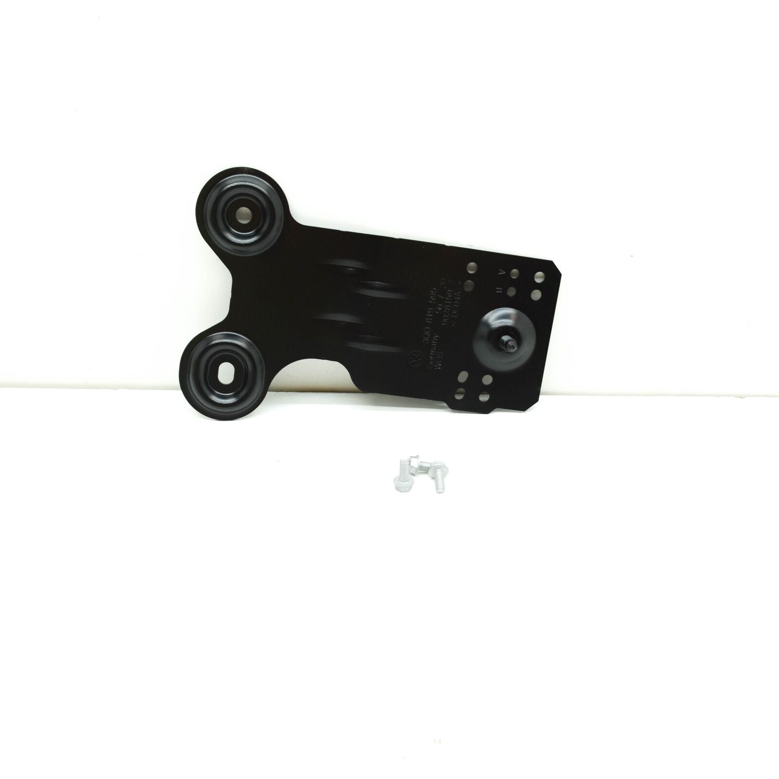 NEW VOLKSWAGEN PASSAT B8 3G HEATER BRACKET 5Q0898595B ORIGINAL