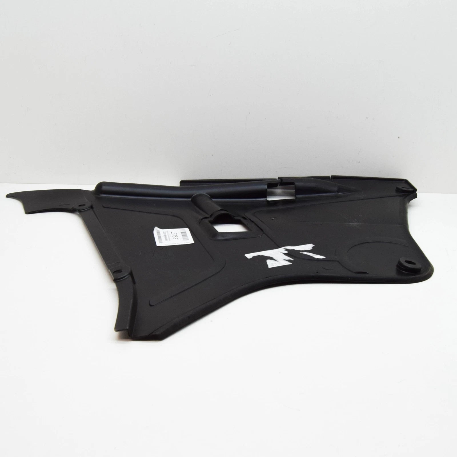 NEW MERCEDES-BENZ S-CLASS W222 RIGHT COVER A2226800207 LHD ORIGINAL