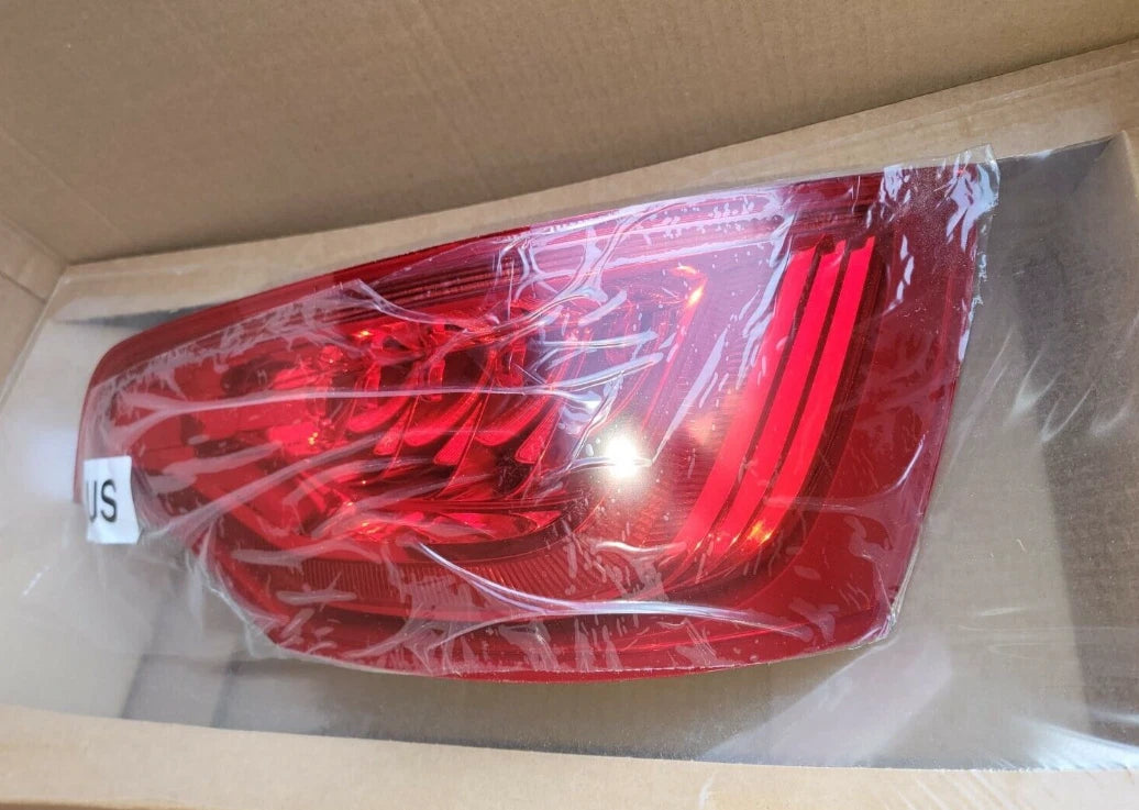 NEW AUDI Q7 4L REAR RIGHT LED TAILLIGHT 4L0945094G ORIGINAL
