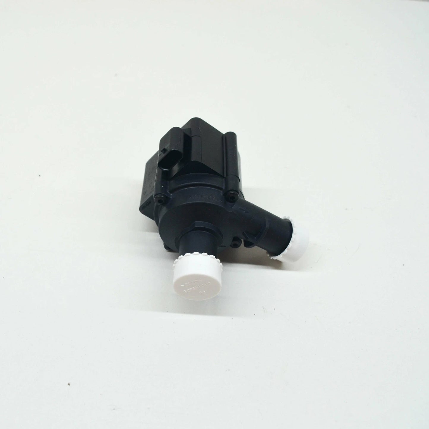 NEW VOLKSWAGEN BEETLE A5 COOLANT PUMP 06H121601M