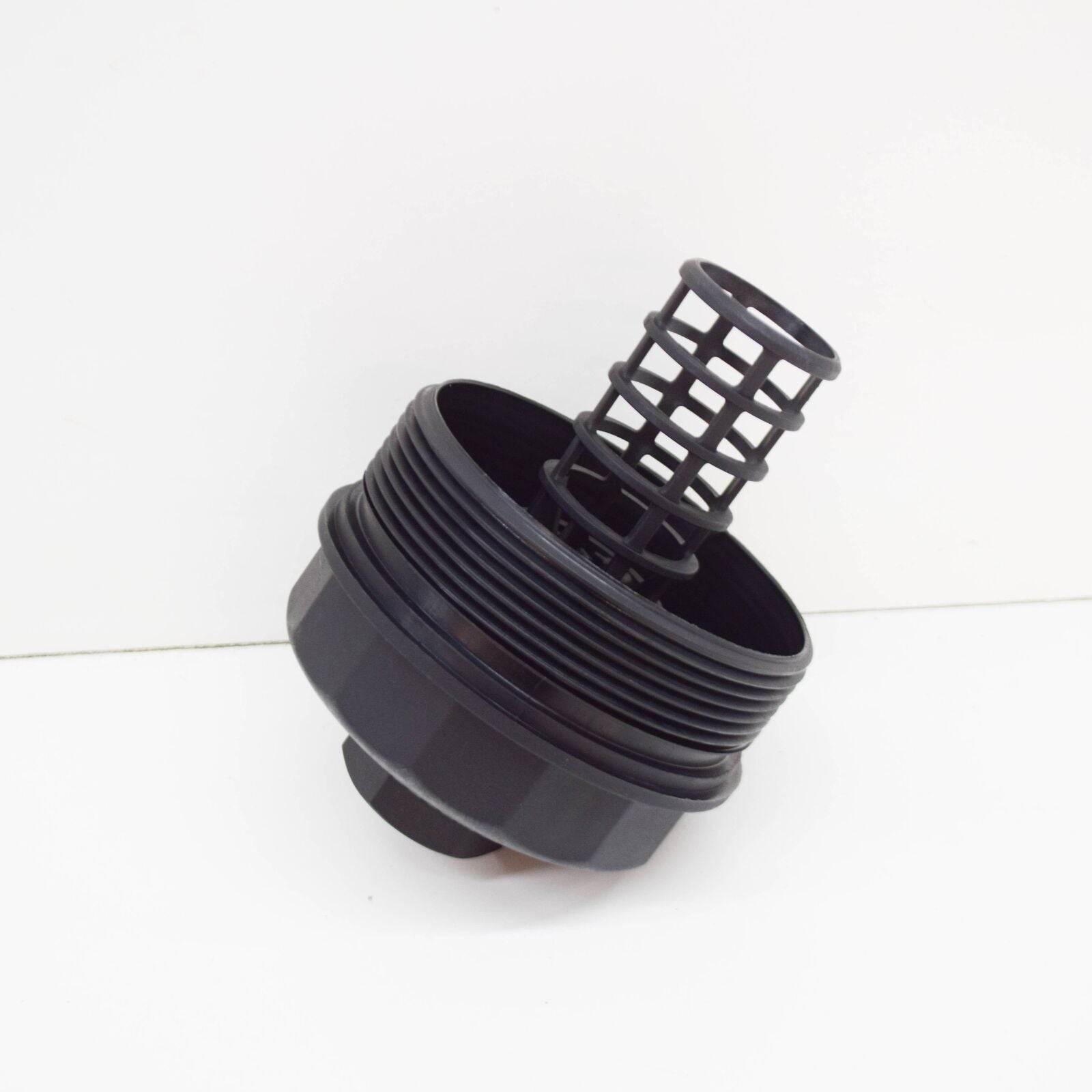 NEW VOLKSWAGEN PHAETON 3D OIL FILTER HOUSING CAP 021115433E ORIGINAL