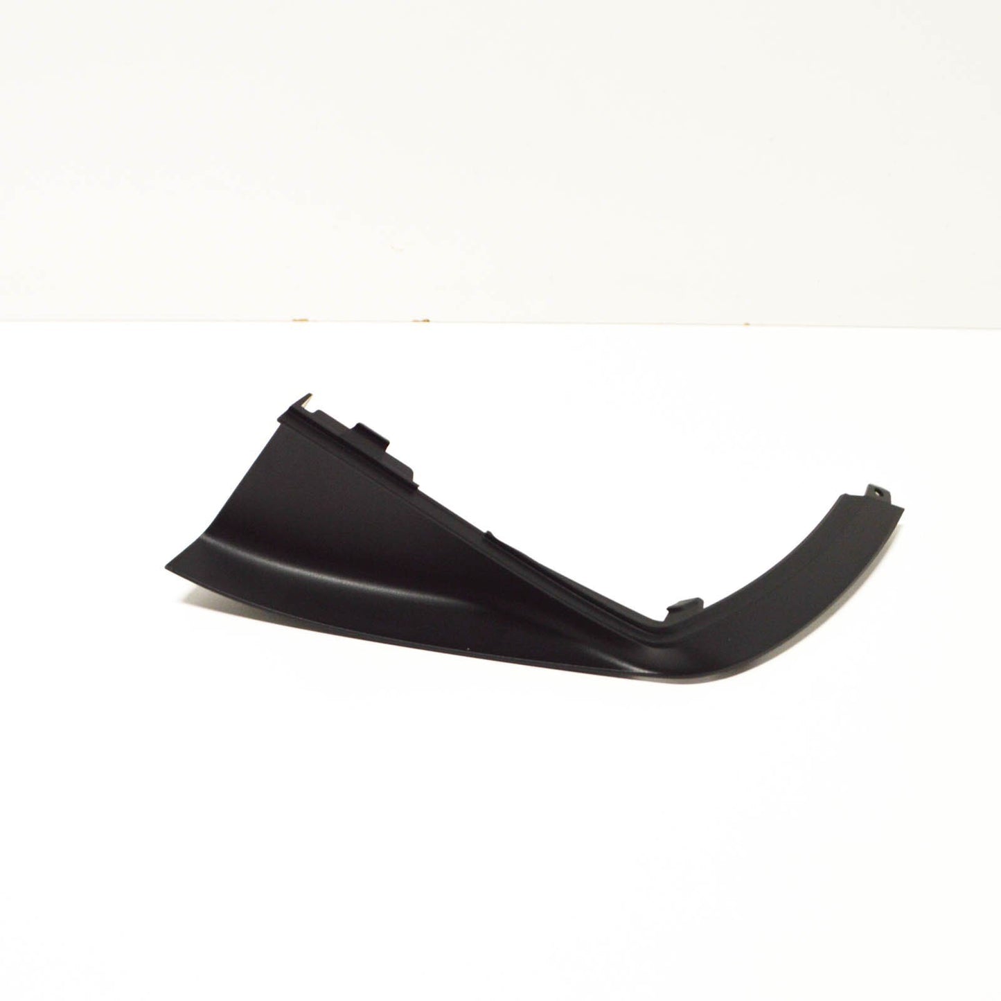 NEW MERCEDES-BENZ A W176 FRONT BUMPER CENTER RIGHT COVER A1768853600 ORIGINAL