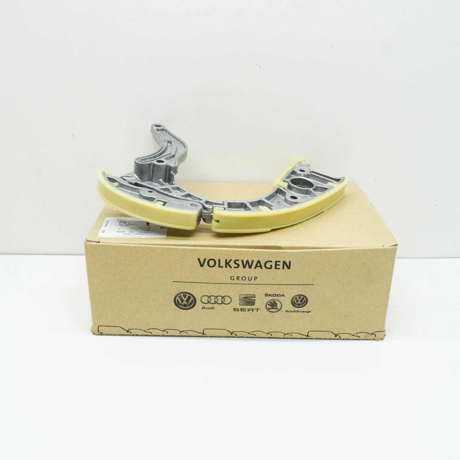 NEW AUDI A6 AVANT C6 ENGINE TIMING CHAIN TENSIONER 079109507AF