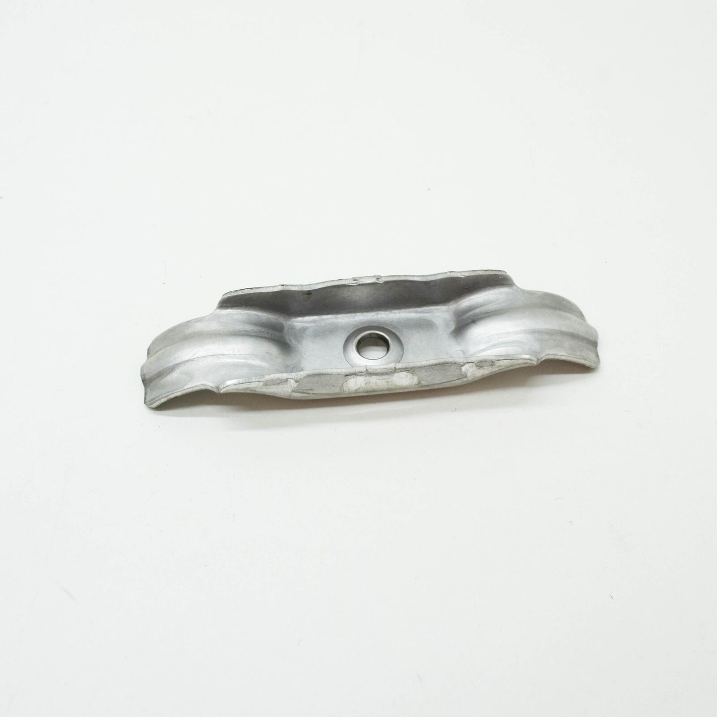 NEW MB E W210 EXHAUST PIPE TO CATALYTIC CONVERTER BRACKET A2104927241 ORIGINAL