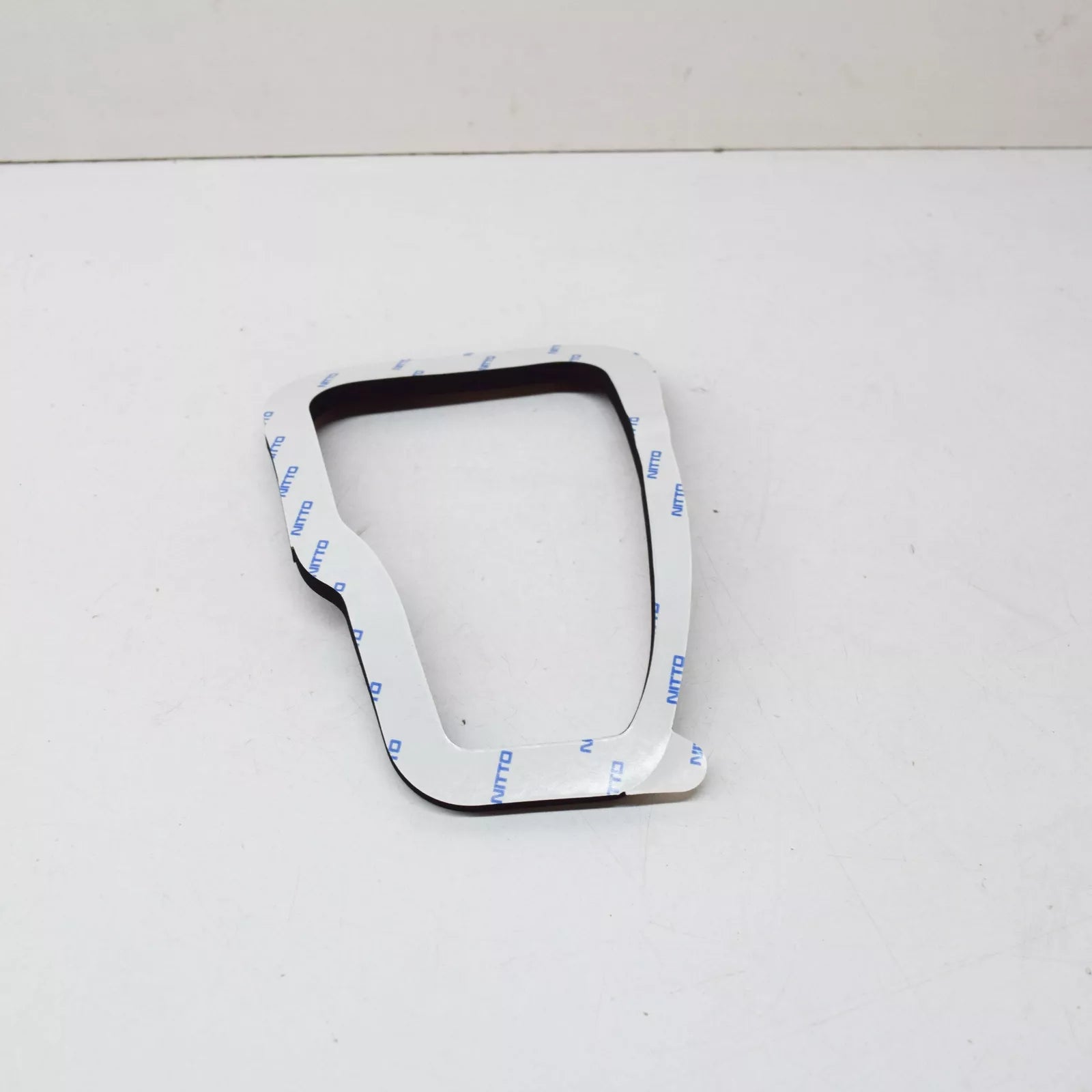 NEW VOLKSWAGEN GOLF MK7 REAR LEFT INNER TAIL LIGHT SEAL 5G0945191