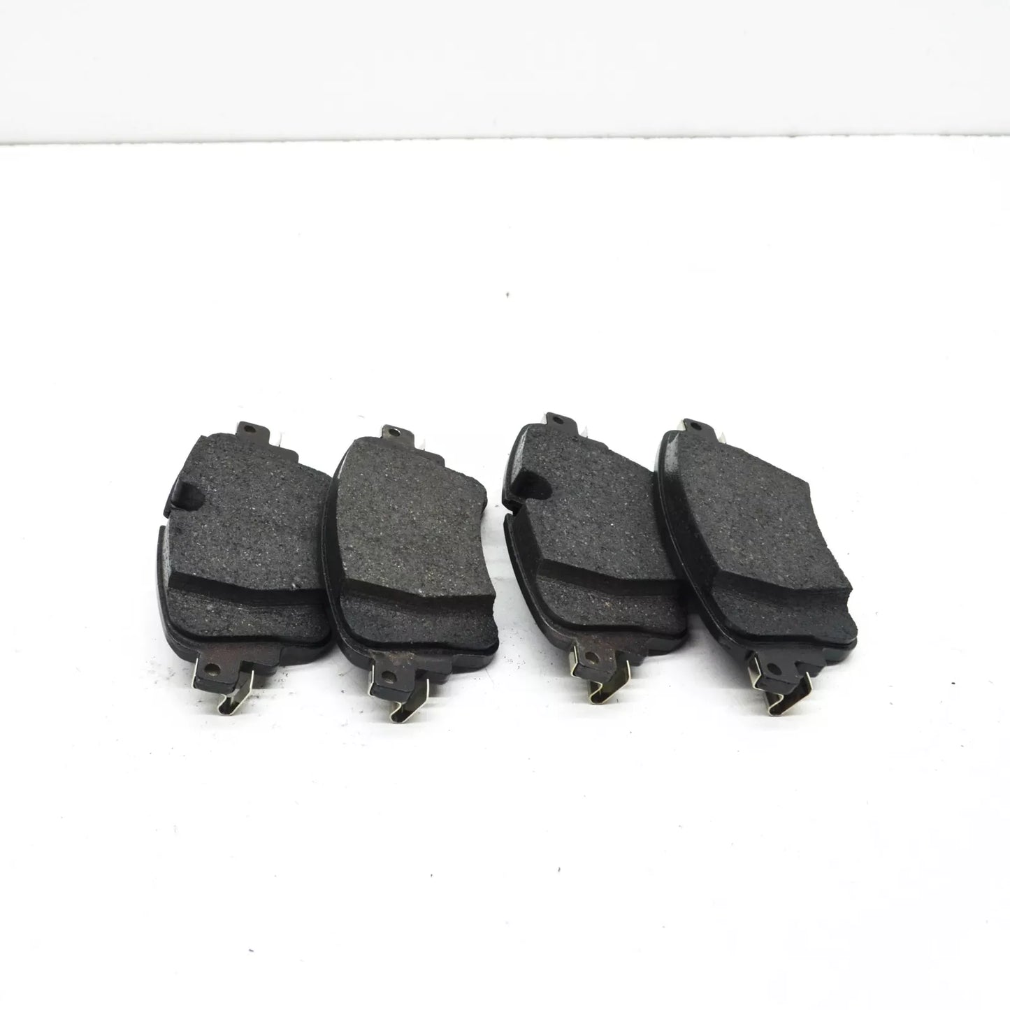 NEW AUDI A4 AVANT B9 REAR BRAKE PADS SET 8W0698451BG