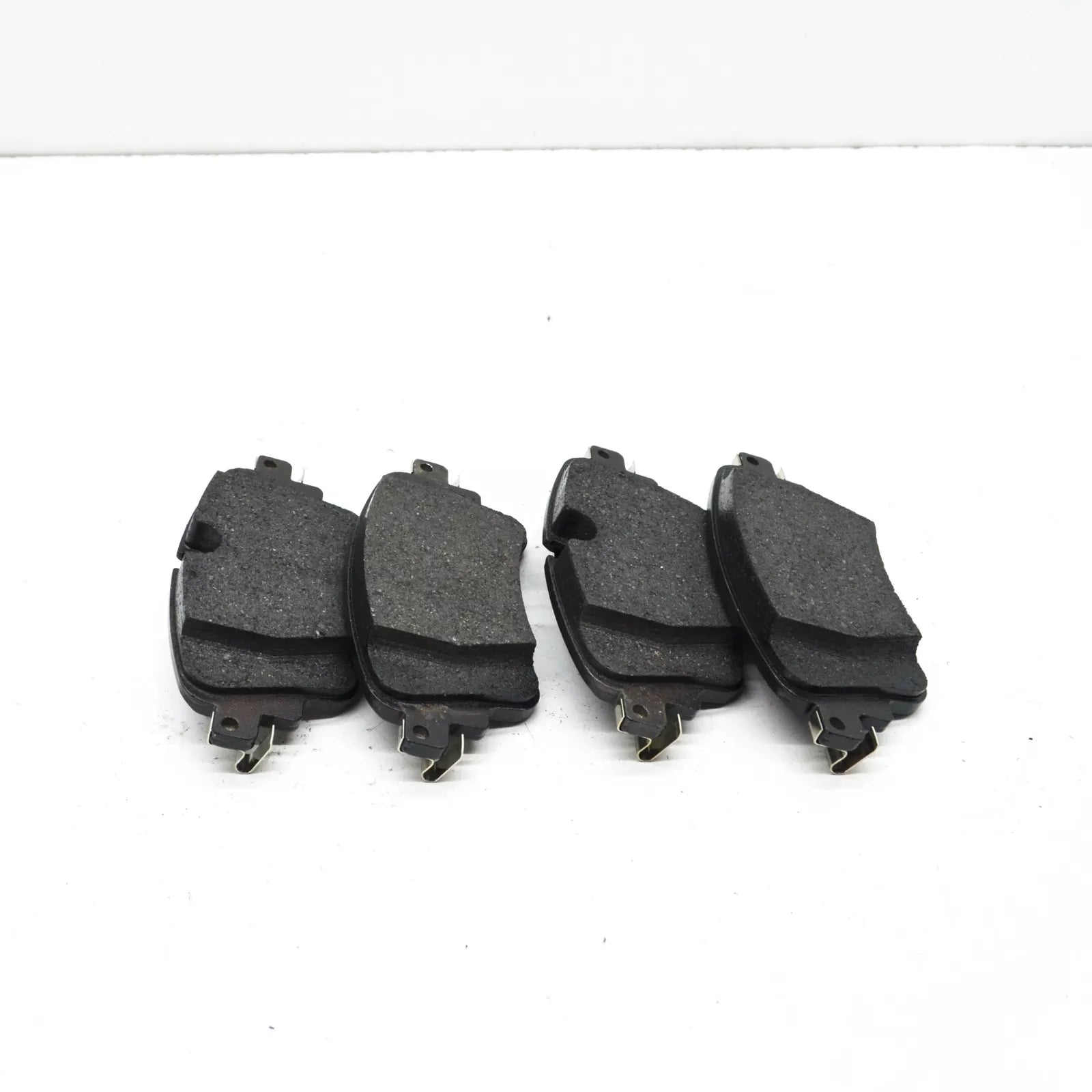 NEW AUDI A4 AVANT B9 REAR BRAKE PADS SET 8W0698451BG