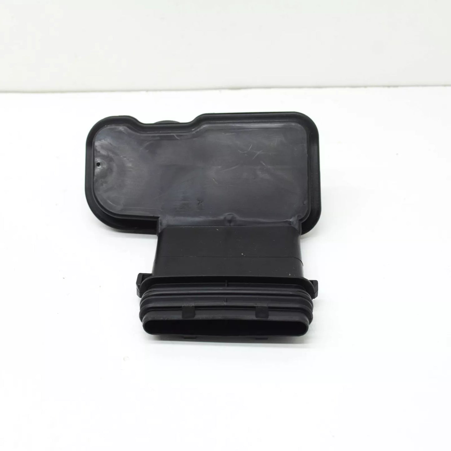 NEW BMW M5 F90 WASH CONTAINER FILLER PIPE 61667357287 ORIGINAL