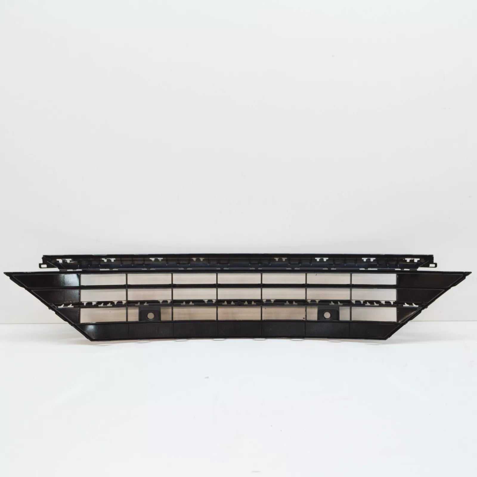 NEW VW TIGUAN AD FRONT LOWER CENTER GRILLE 5NA853677H041 ORIGINAL