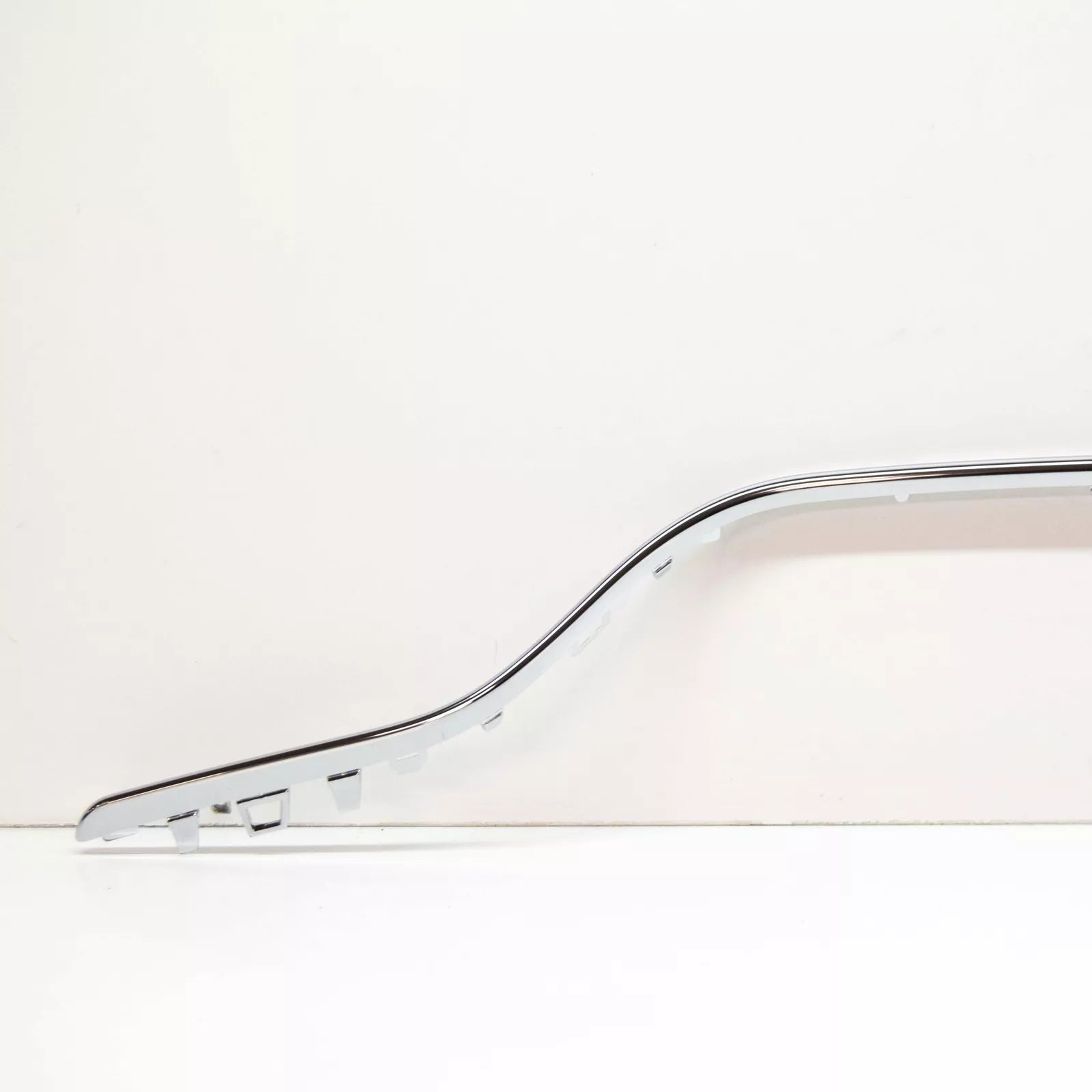 NEW MERCEDES-BENZ C-CLASS W205 REAR BUMPER TRIM A2058850721