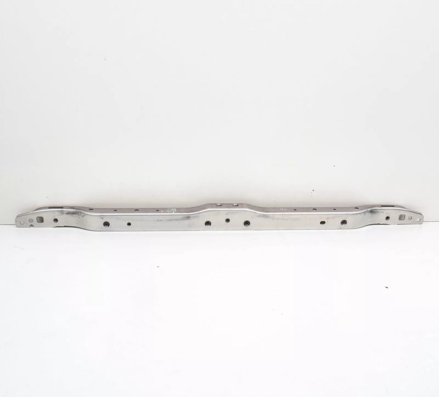 NEW BMW 3 G20 FRONT CENTER UPPER RADIATOR SUPPORT CONNECTION 51647422285