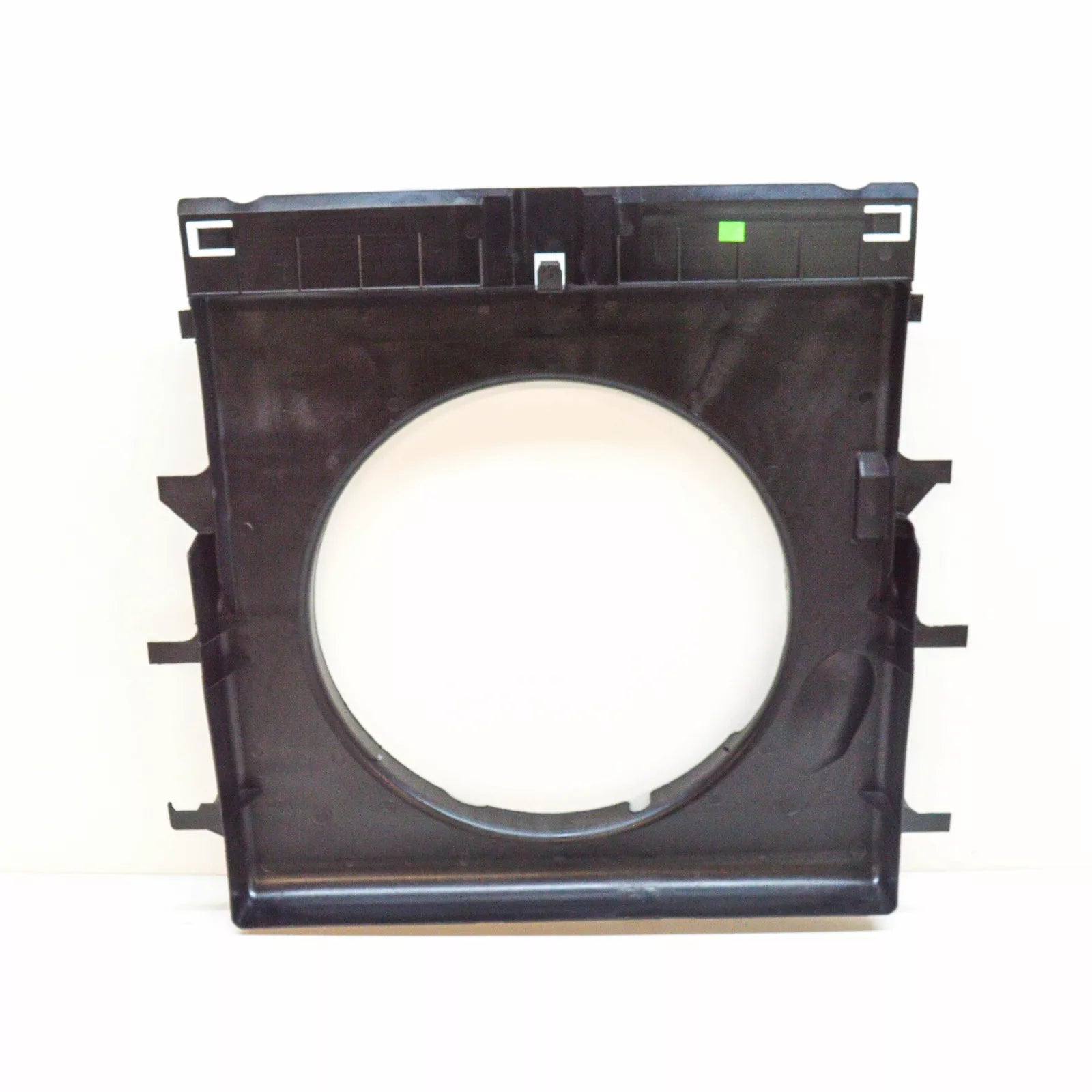 NEW MERCEDES BENZ SPRINTER 906 RADIATOR FAN SHROUD A9065050855