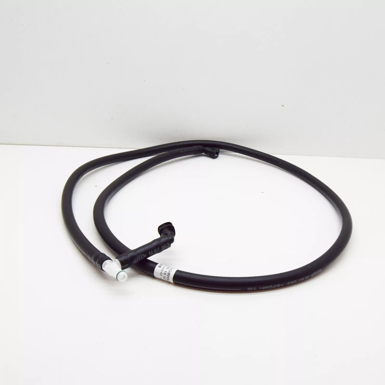 NEW MERCEDES BENZ ML W163 HEADLAMP WASHER HOSE LINE PIPE A1638601892 ORIGINAL