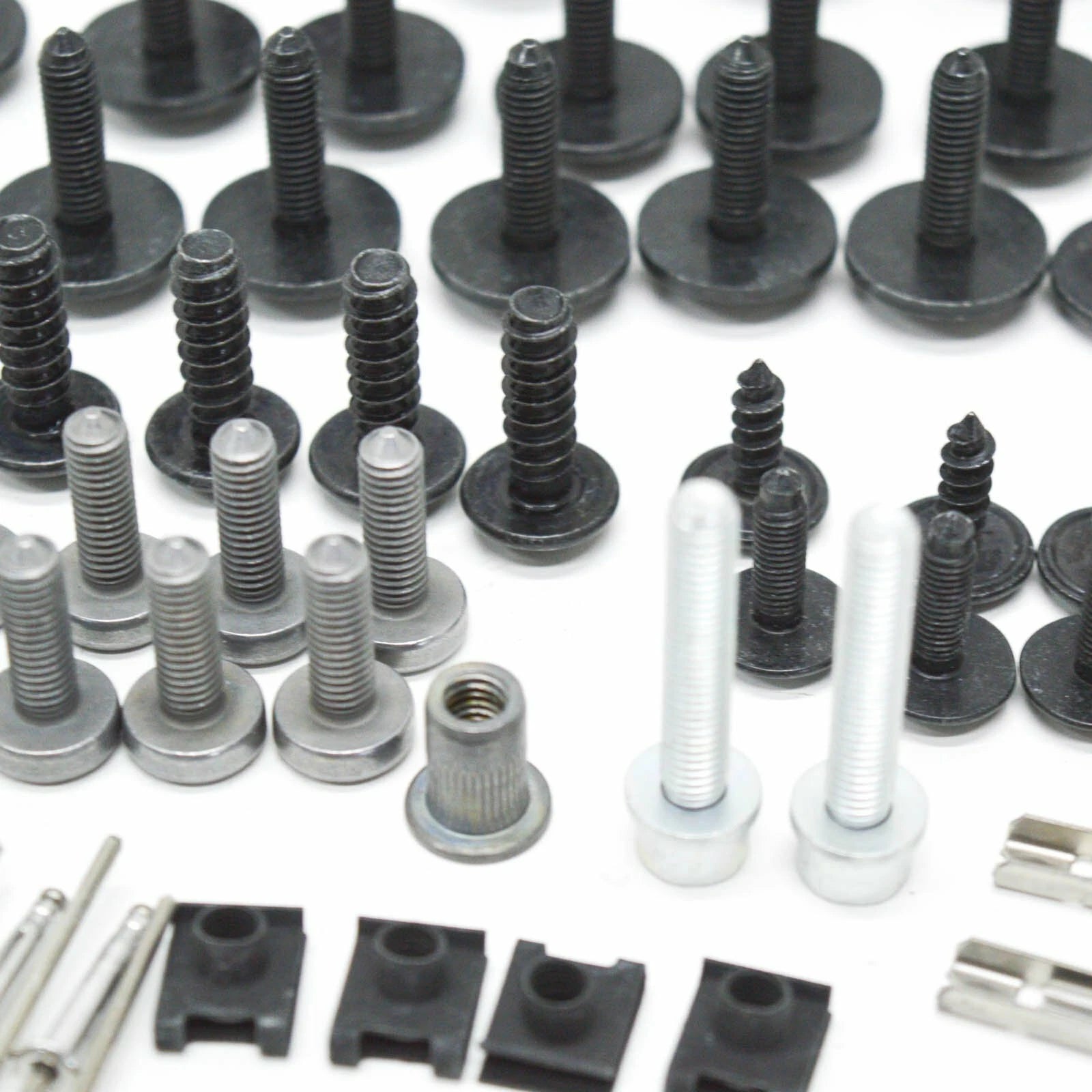 NEW AUDI Q8 FRONT BUMPER COVER HARDWARE KIT 4M8098623