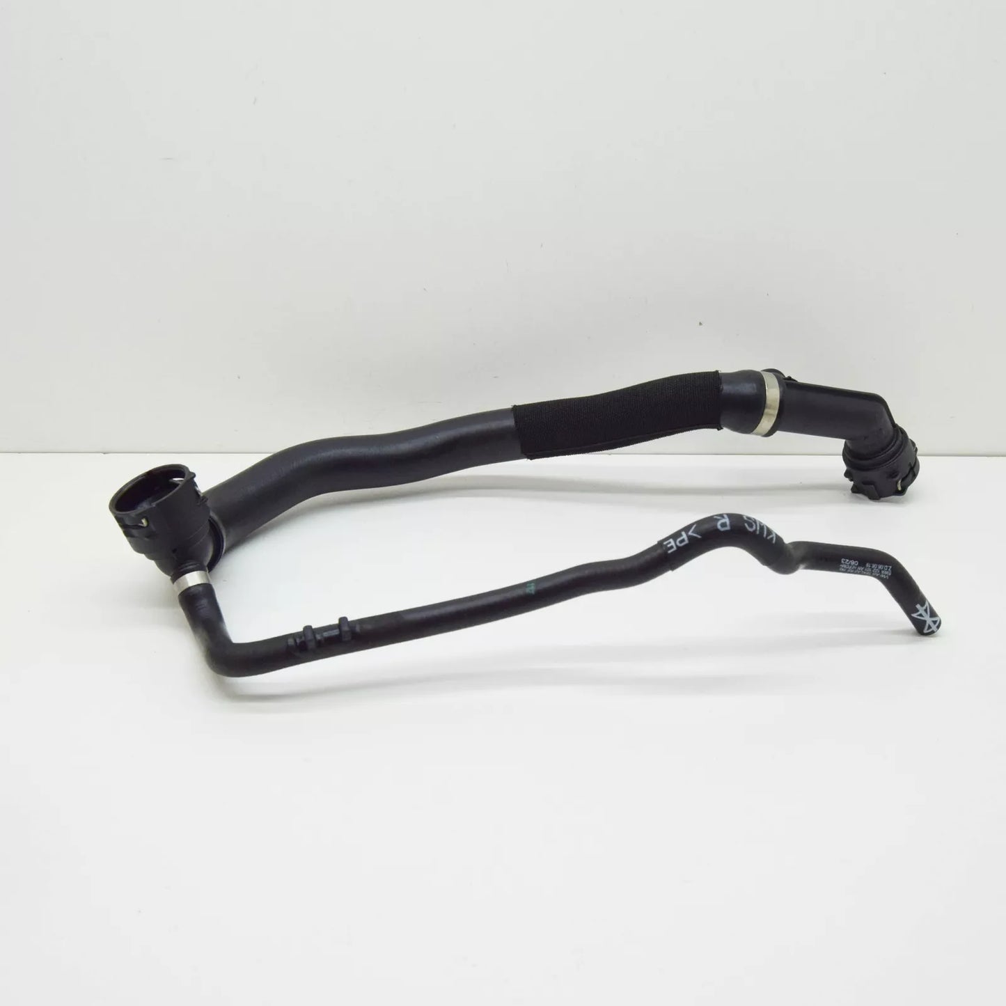 NEW VW GOLF CD MK8 COOLANT HOSE WITH QUICK RELEASE COUPLING 5WA122101AN ORIGINAL