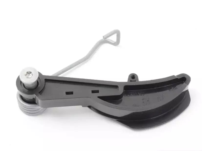 NEW AUDI A3 8V OIL PUMP CHAIN TENSIONER 06K109507F ORIGINAL