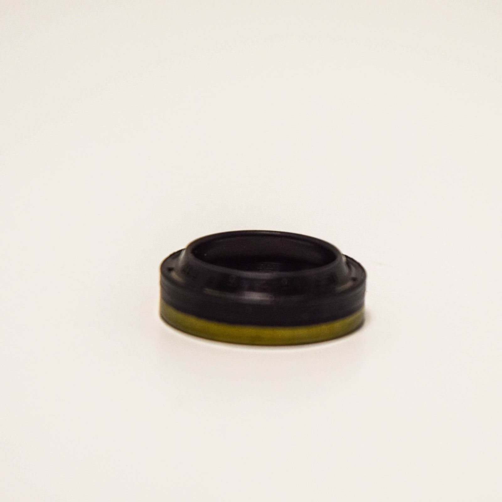 new bmw 1 f21 selector shaft seal 23128677736 8677736 original
