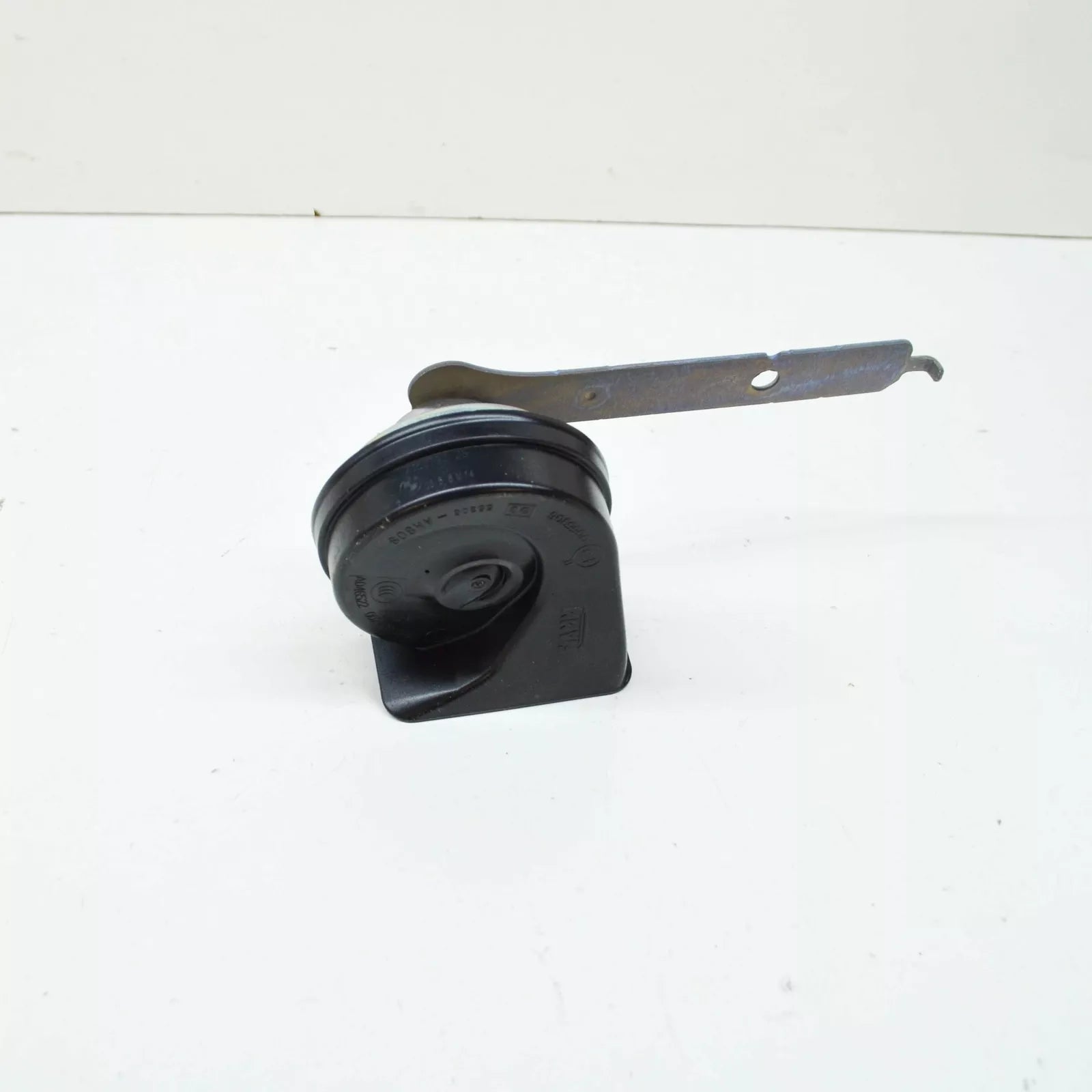 NEW BMW X5 E70 LOW PITCH HORN SIGNAL 7353193 61337353193 ORIGINAL