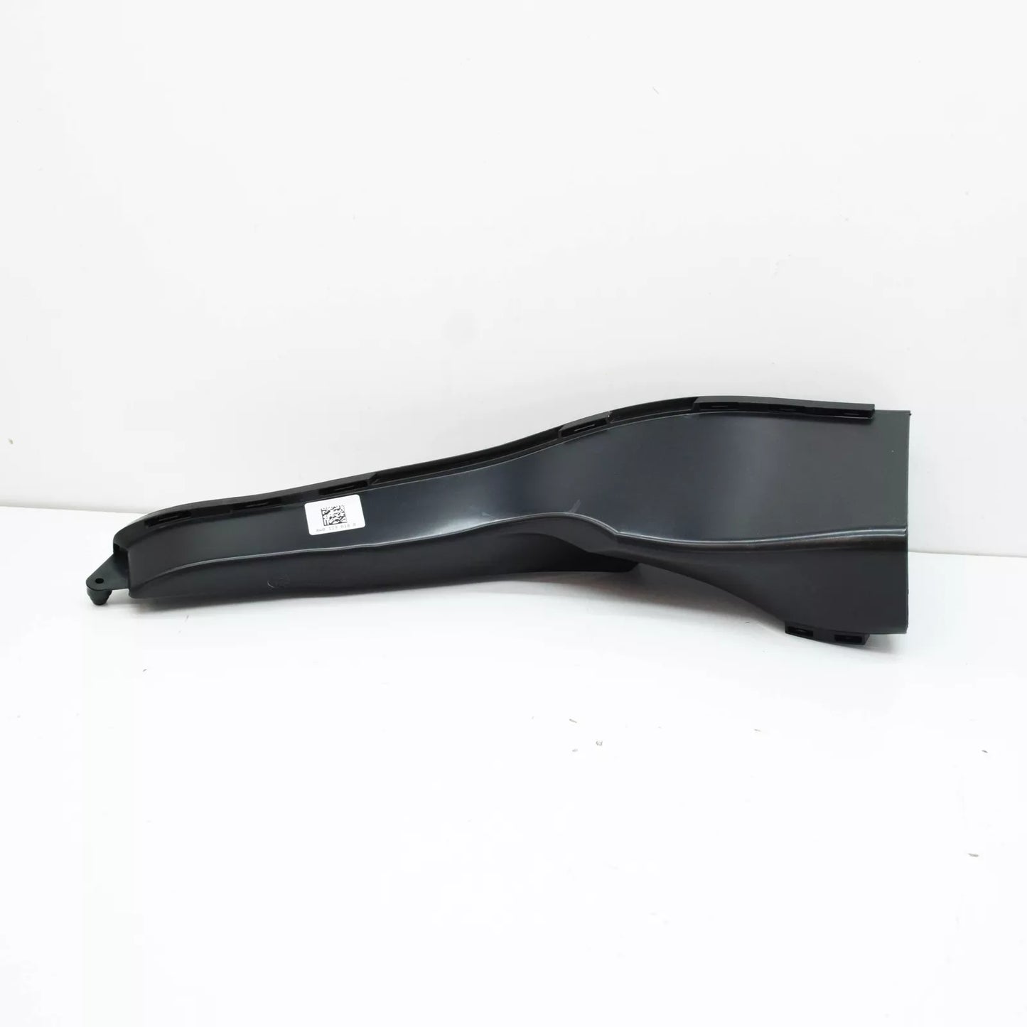 NEW AUDI A4 AVANT B9 ENGINE AIR INTAKE GUIDE 8W0129618B ORIGINAL