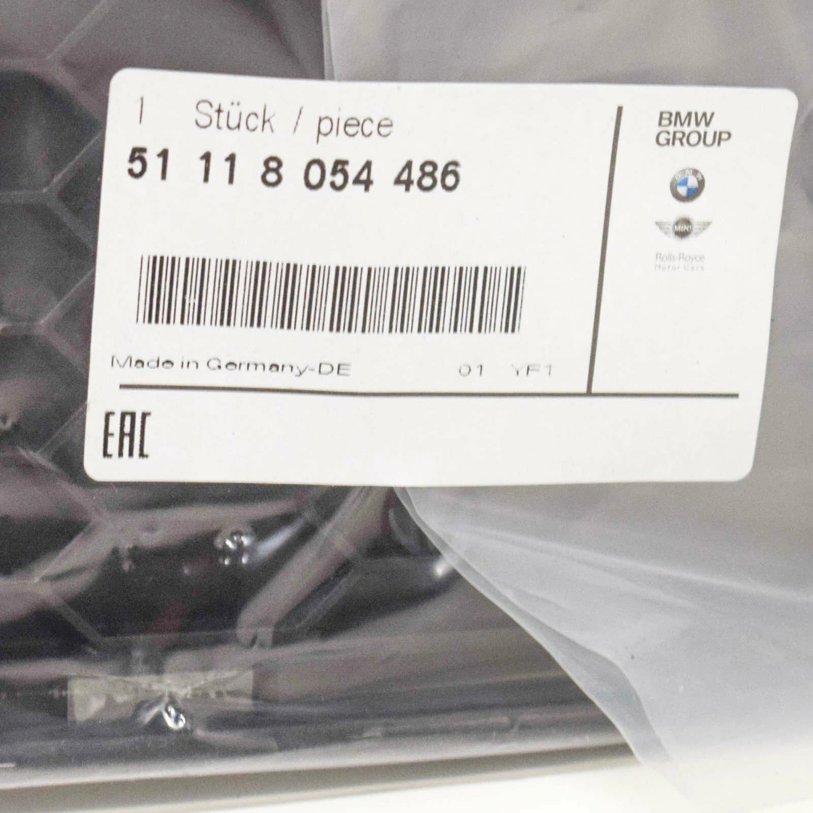 NEW BMW E82 E88 FRONT BUMPER FOG LIGHT M GRILLE RIGHT 8054486 51118054486