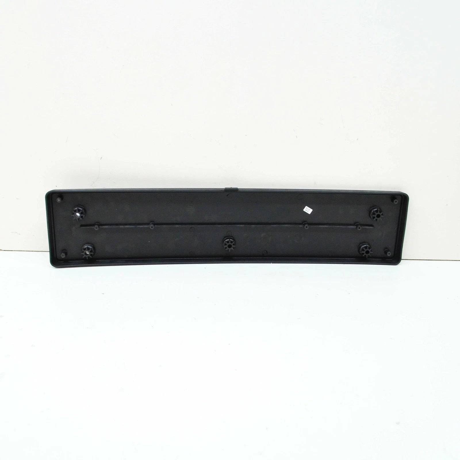 NEW BMW 7 G12 M FRONT BUMPER LICENSE PLATE HOLDER 51138061577 ORIGINAL