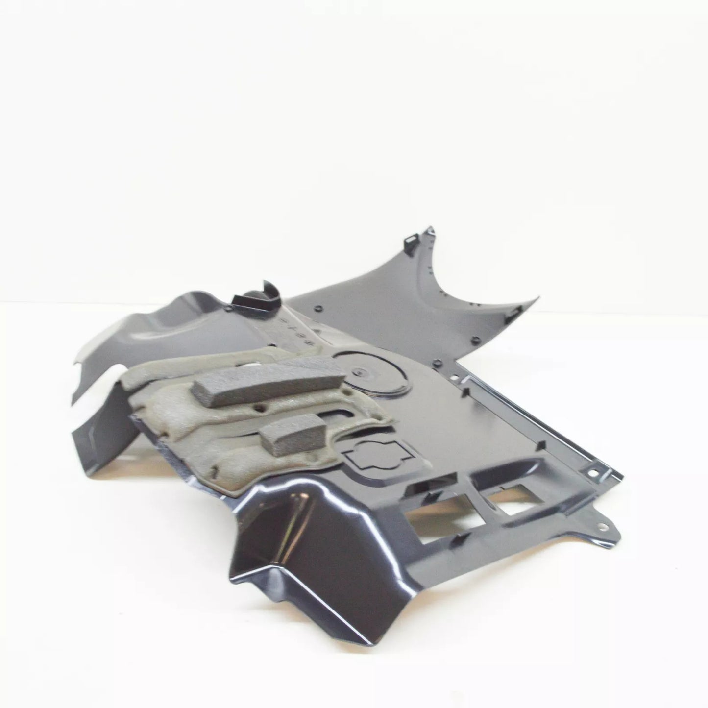 NEW BMW 3 E46 LEFT FOOT WELL TRIM 51457002608 7002608 ORIGINAL