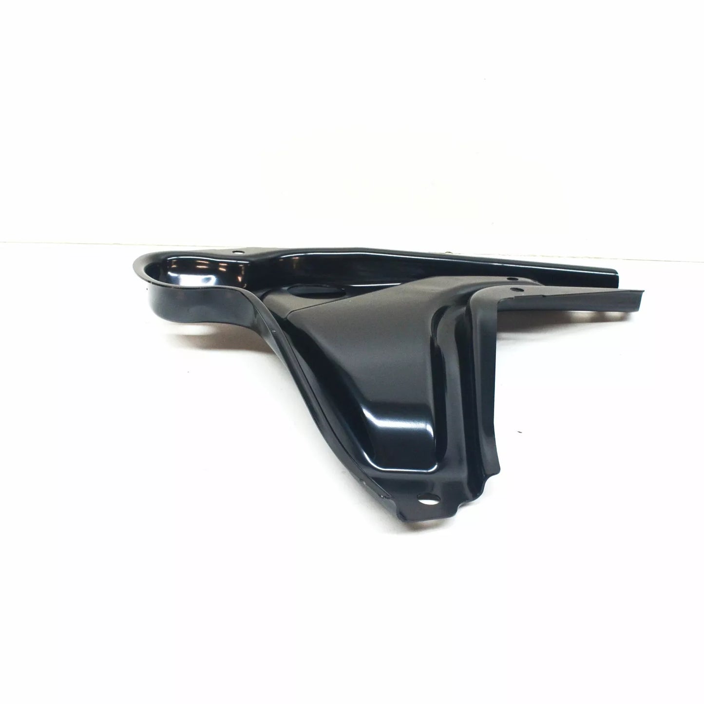 NEW MB GLE W167 FRONT RIGHT LOWER REAR FENDER RAIL HOLDER A1676221800 ORIGINAL