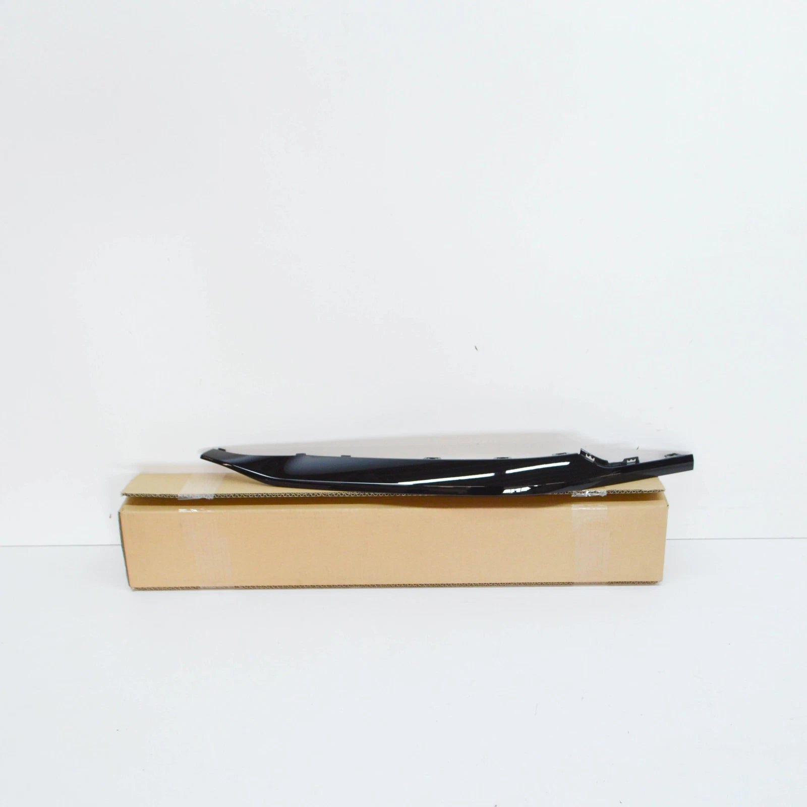 NEW AUDI A8 4N D5 FRONT BUMPER LEFT TRIM 4N0853333BY9B ORIGINAL