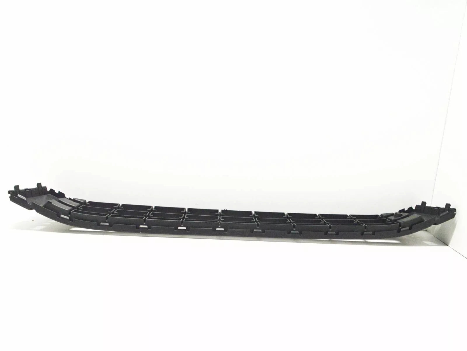 NEW VOLKSWAGEN AMAROK 2H FRONT BUMPER LOWER GRILLE 2HH8536779B9 2014