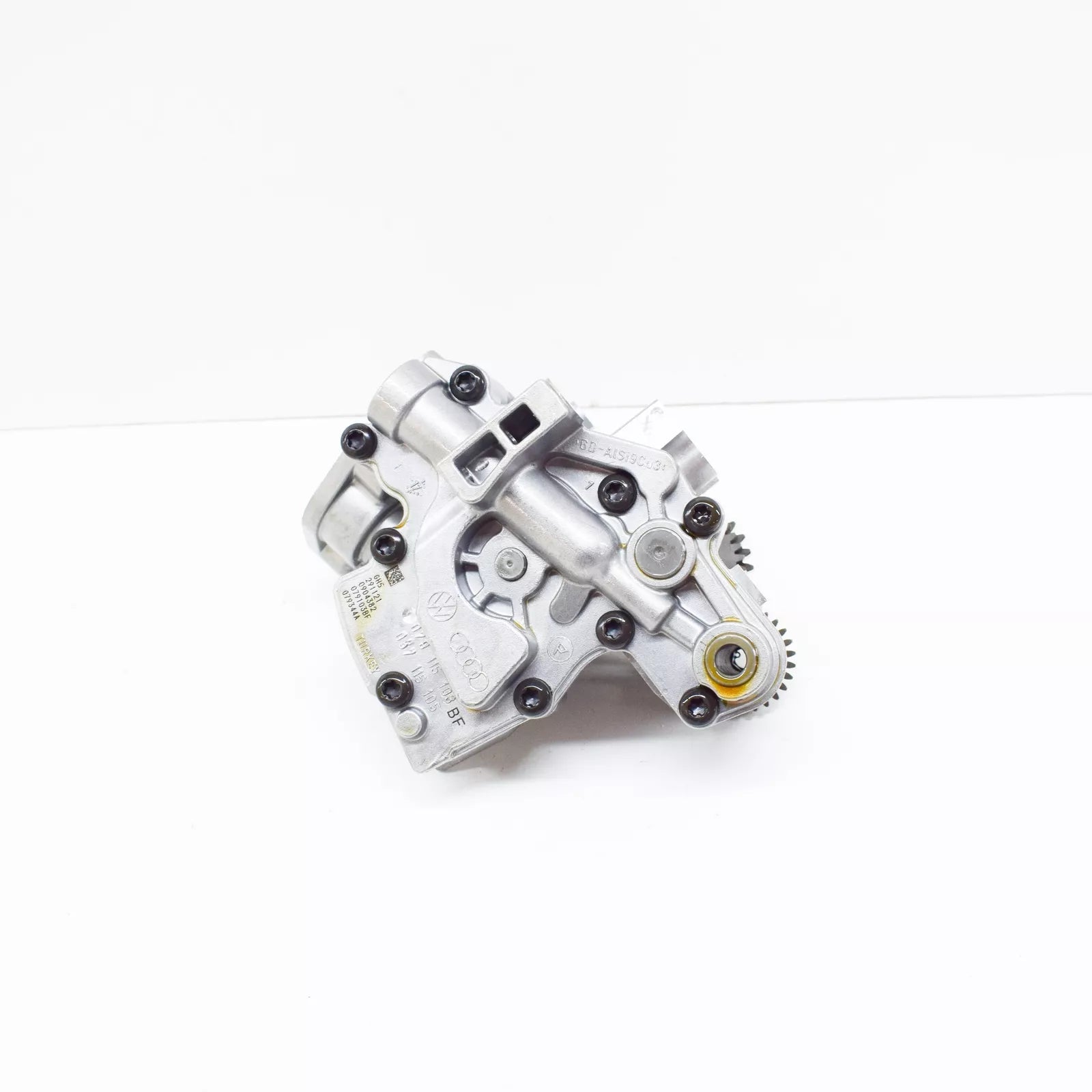 NEW AUDI A8 4H D4 ENGINE OIL PUMP 079115103BF ORIGINAL