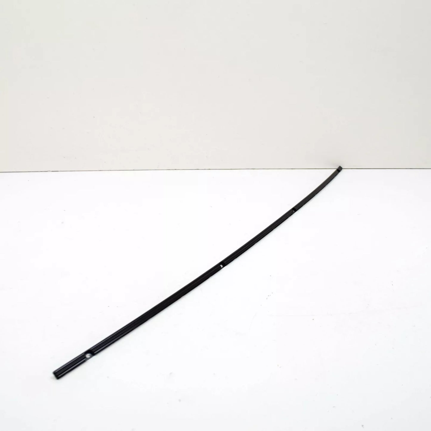 NEW VOLKSWAGEN ARTEON 3H7 FRONT WINDSHIELD LEFT VERTICAL TRIM 3G8854541