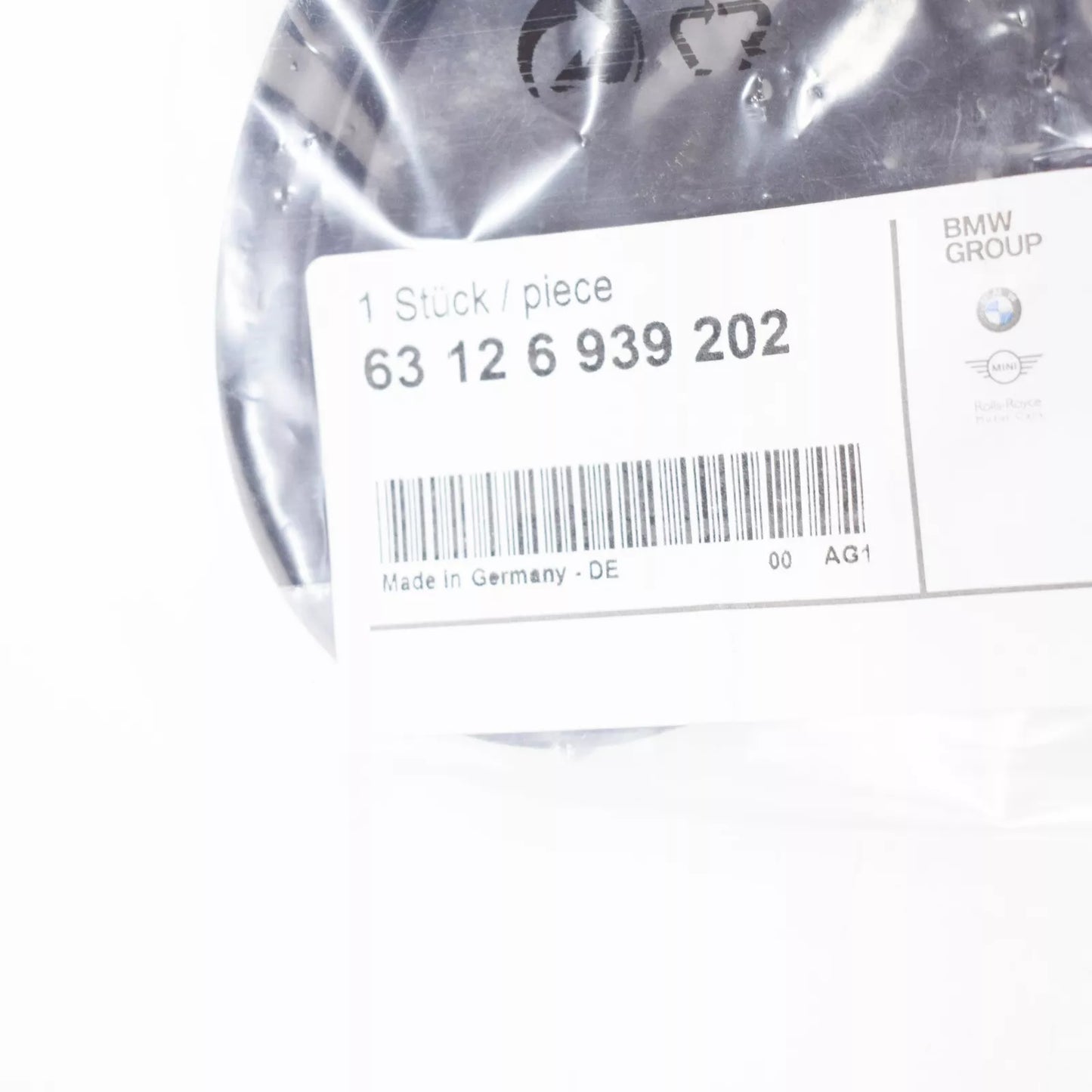 NEW BMW X3 E83 HEADLIGHT HIGH BEAM CAP COVER 63126939202 ORIGINAL