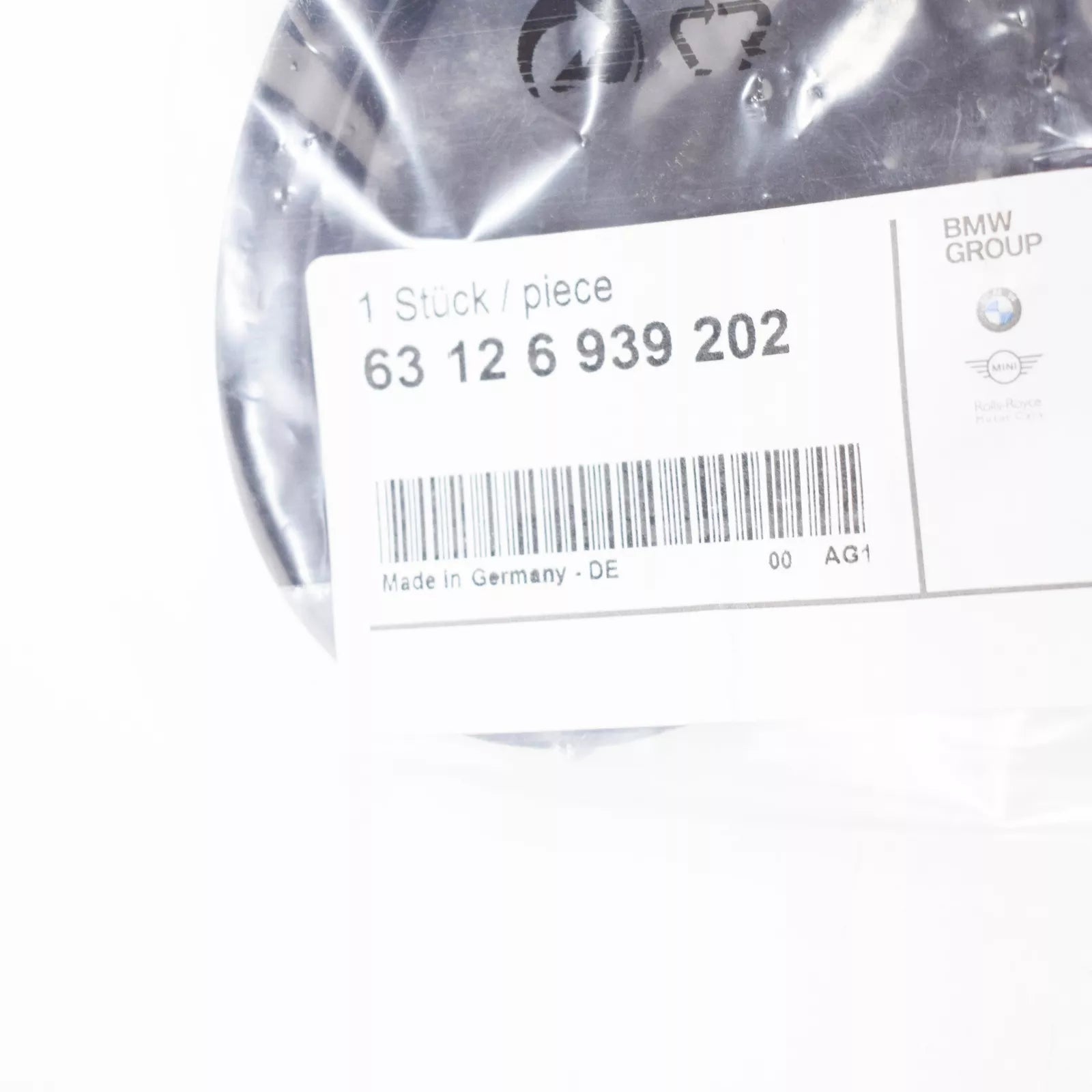 NEW BMW X3 E83 HEADLIGHT HIGH BEAM CAP COVER 63126939202 ORIGINAL